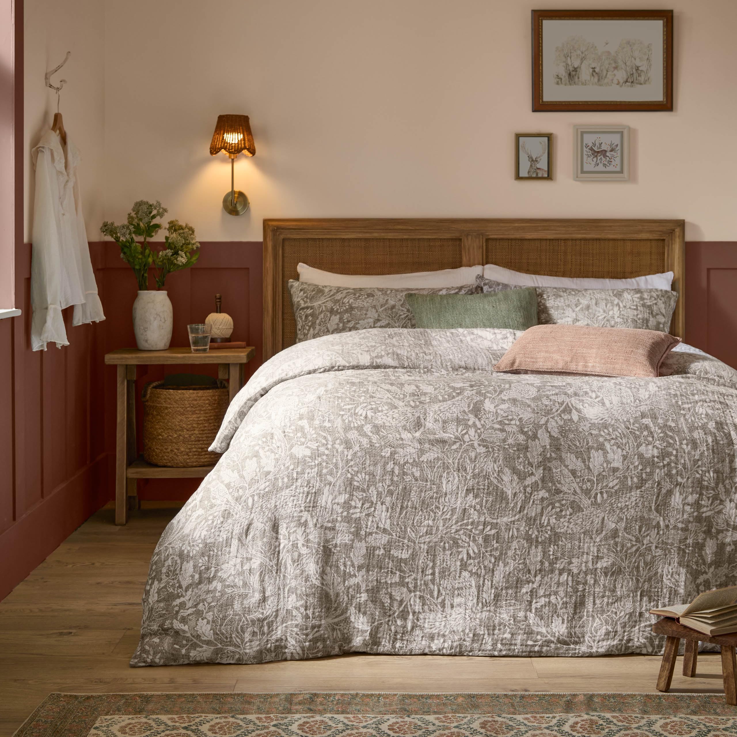 Voyage Maison Cademuir Duvet Cover Set – Woodland Toile Muslin Cotton (Nut - Double)