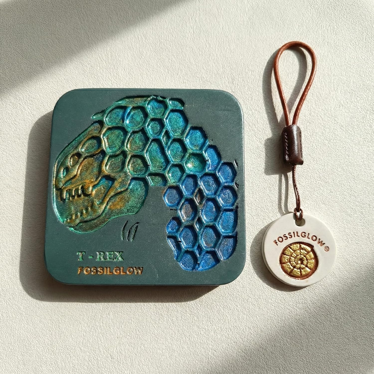 Handmade Concrete Square Coaster Gift Set – Minimalist Resin-Inlay Drink Coasters, Modern Stone Home Décor, Artisanal Gift for Coffee Table, Desk & Home Aesthetics