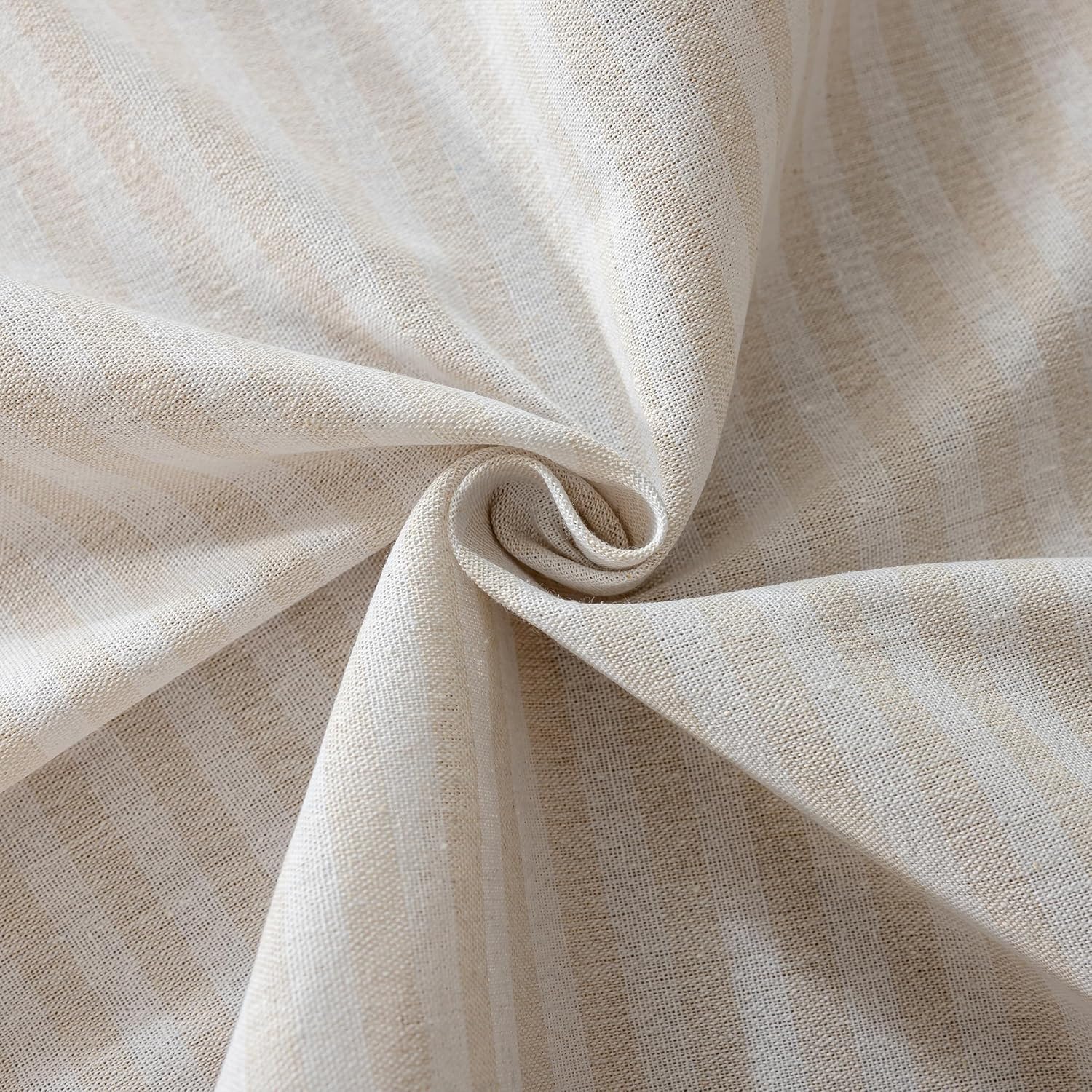 Striped Cotton Blend Tablecloth 60" × 84" Ruffled Table Cloth Washable Rectangular Fabric Table Cover Farmhouse Picnic Kitchen Dinning Tabletop Home Decoration, Beige, 6-8 Seats