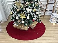 Vista 8 de Falda de árbol de Navidad de punto acanalado de 36 pulgadas con botones de roble, borgoña