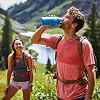 Hydro Flask - زجاجة ماء 946 مل (32 أونصة) - زجاجة ماء من الفولاذ المقاوم للصدأ معزولة بالتفريغ مع غطاء مرن ومسحوق - خالٍ من Bpa - فم عريض - الترمس