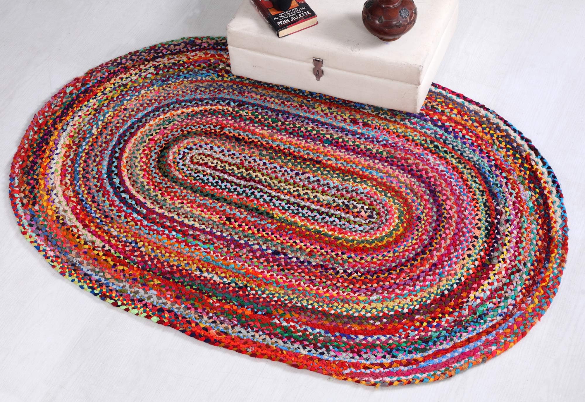 Second Nature Online - SUNDAR Multi Coloured Rug | Hand Woven | Braided Fabric Rug | Eco-Friendly: 100% Recycled Fabric | Ethically Sourced | Flat Weave (Oval: 60x90 cm)
