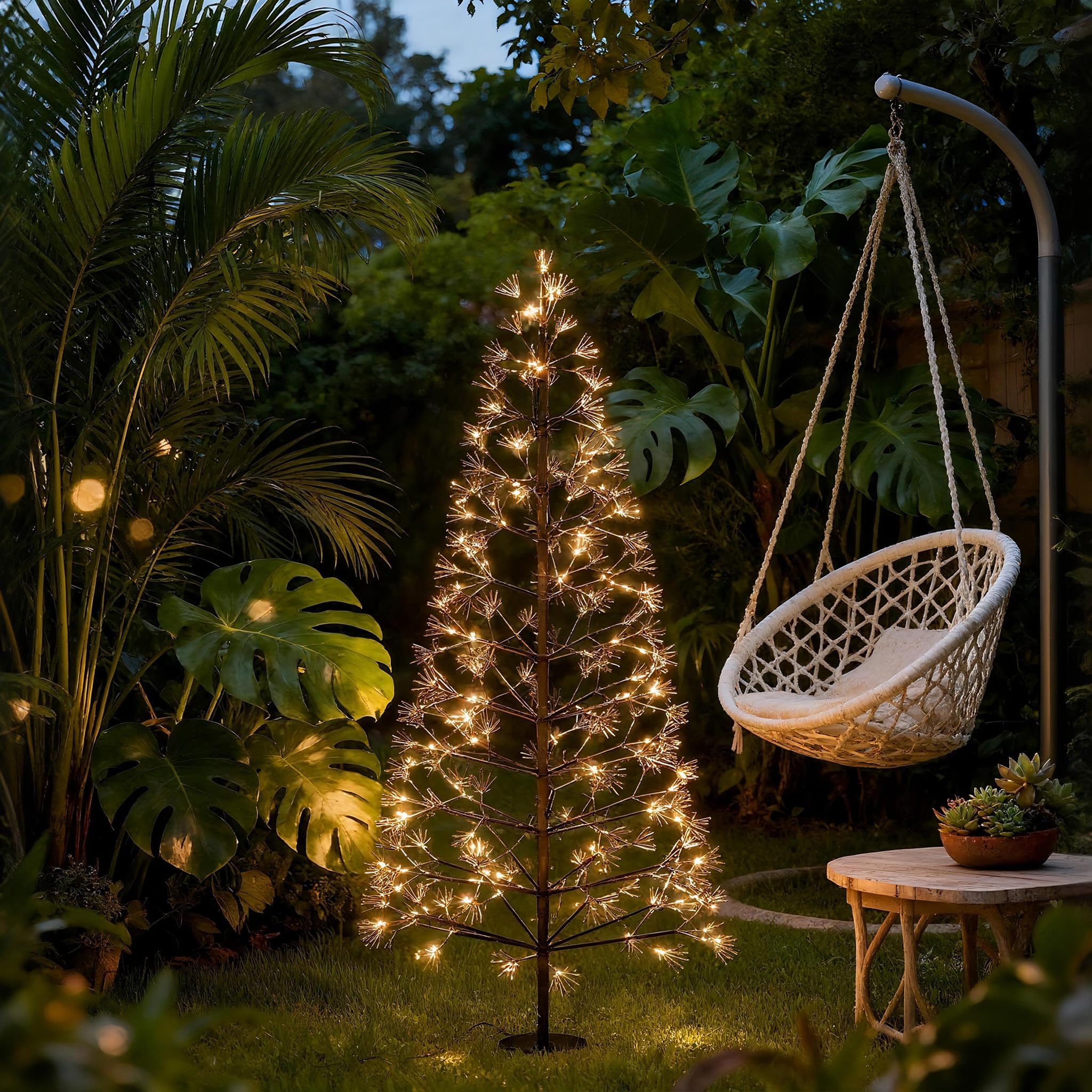 UISEBRT Sapin de Noël lumineux à 1500 LED et décoration enneigée, étanche IP44, pour Noël, mariage, anniversaire, fête, printemps, intérieur et extérieur, 150 cm, blanc chaud