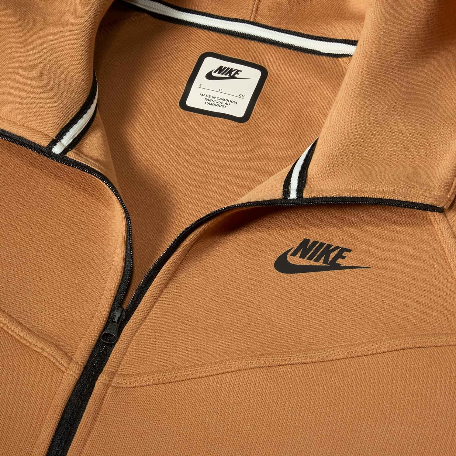 Nike Sportswear Tech Fleece Windrunner Women's Full-Zip Hoodie (FB8338-224, Flax/Black) Size X-Large - Image 4