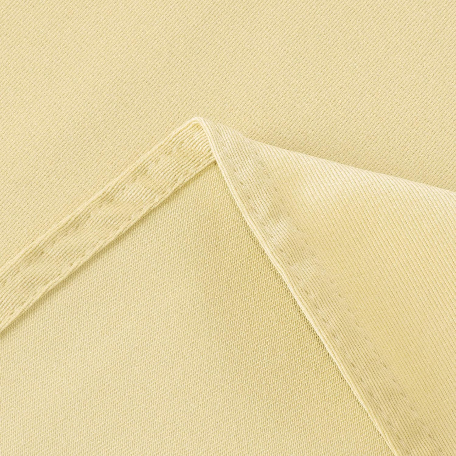 Gеt Sресіаl Prісе Obstal 210GSM Rectangle Table Cloth, Water Resistance Microfiber Tablecloth, Decorative Fabric Table Cover for Outdoor and Indoor Use (Champagne, 60 x 84 Inch)