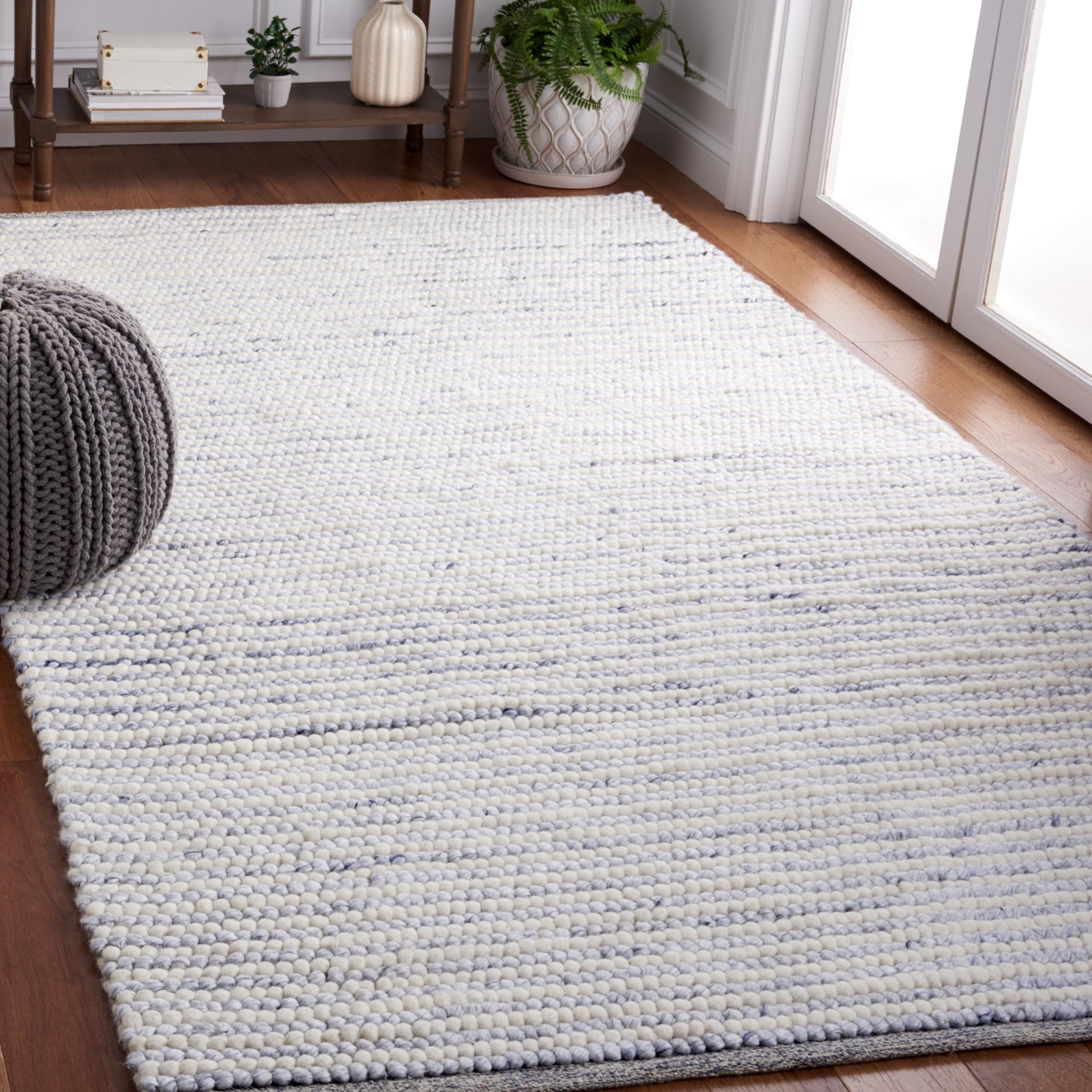 Martha Stewart x SAFAVIEH Area Rug Collection - 5' x 8', Ivory & Blue, Handmade Wool, Ideal for Living Room, Bedroom, Office, Dining Space (MSR9650M)
