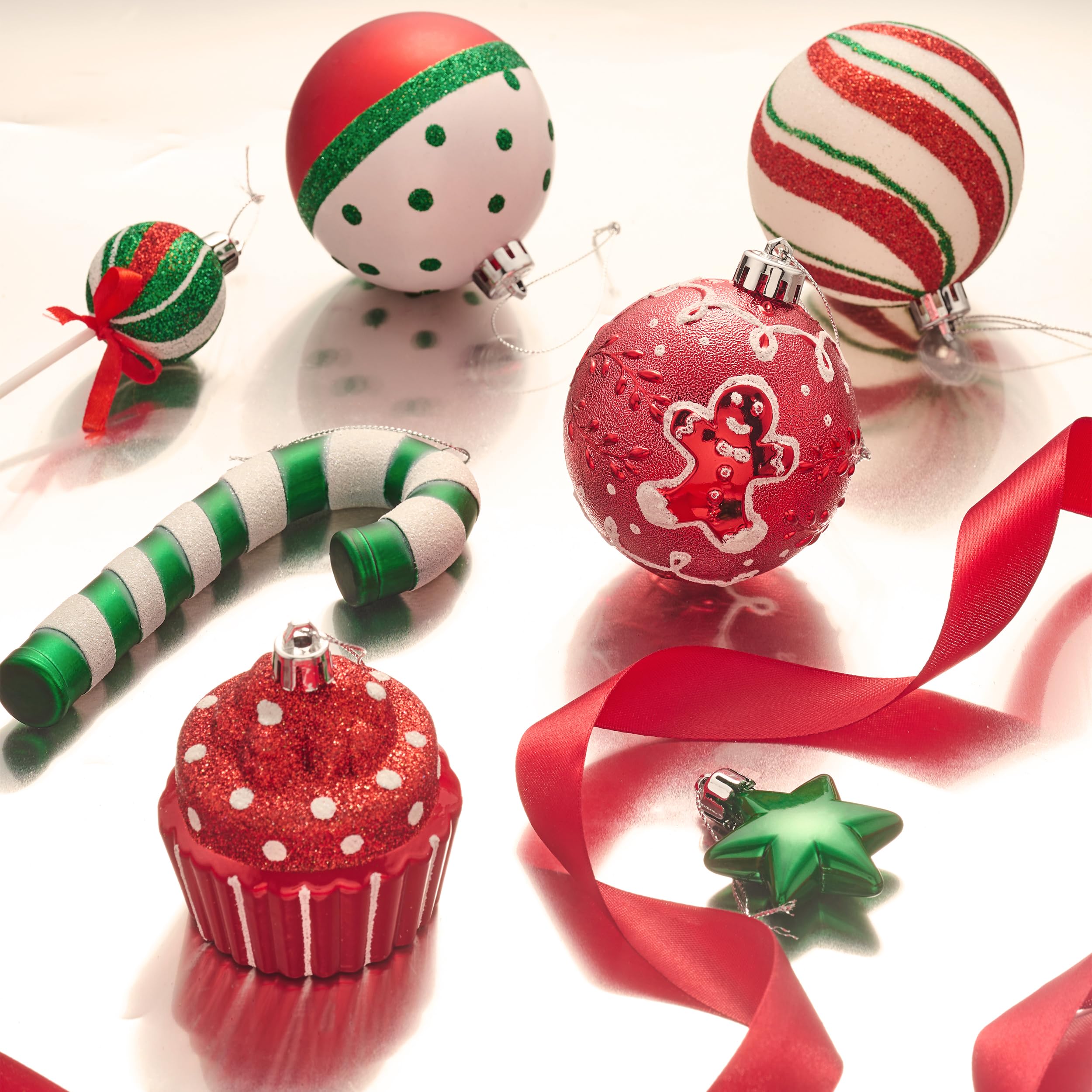 Valery Madelyn Lot de 80 Boules de décoration de Noël incassables à Suspendre pour Sapin de Noël en Forme de Sucre d'orge de Noël, Rouge, Vert, Blanc