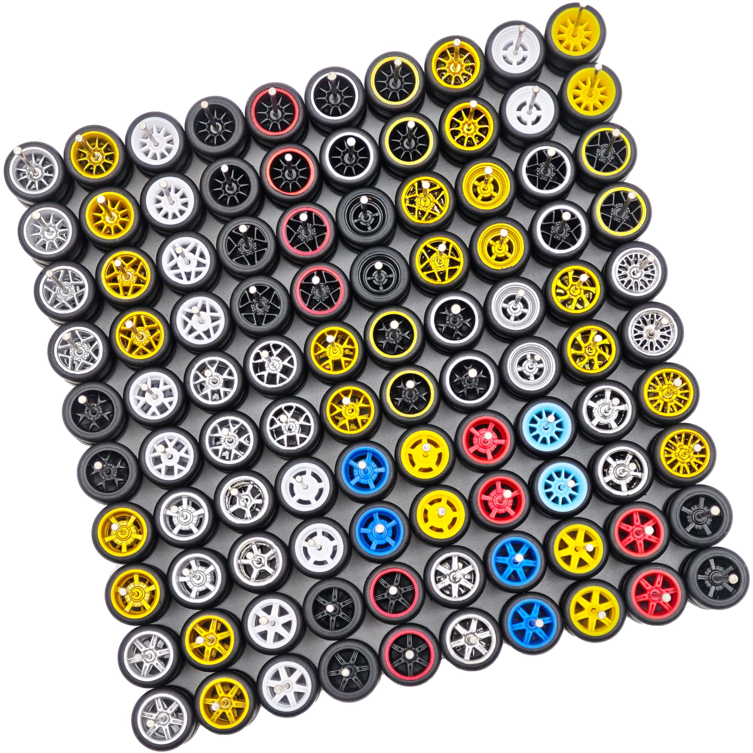 プラモデル　ホイールセット 13種(1種類だけ2セット)×4本(14台分) Amazon | 1/64 ホイールとタイヤセット - ミックス/ランダムラバー