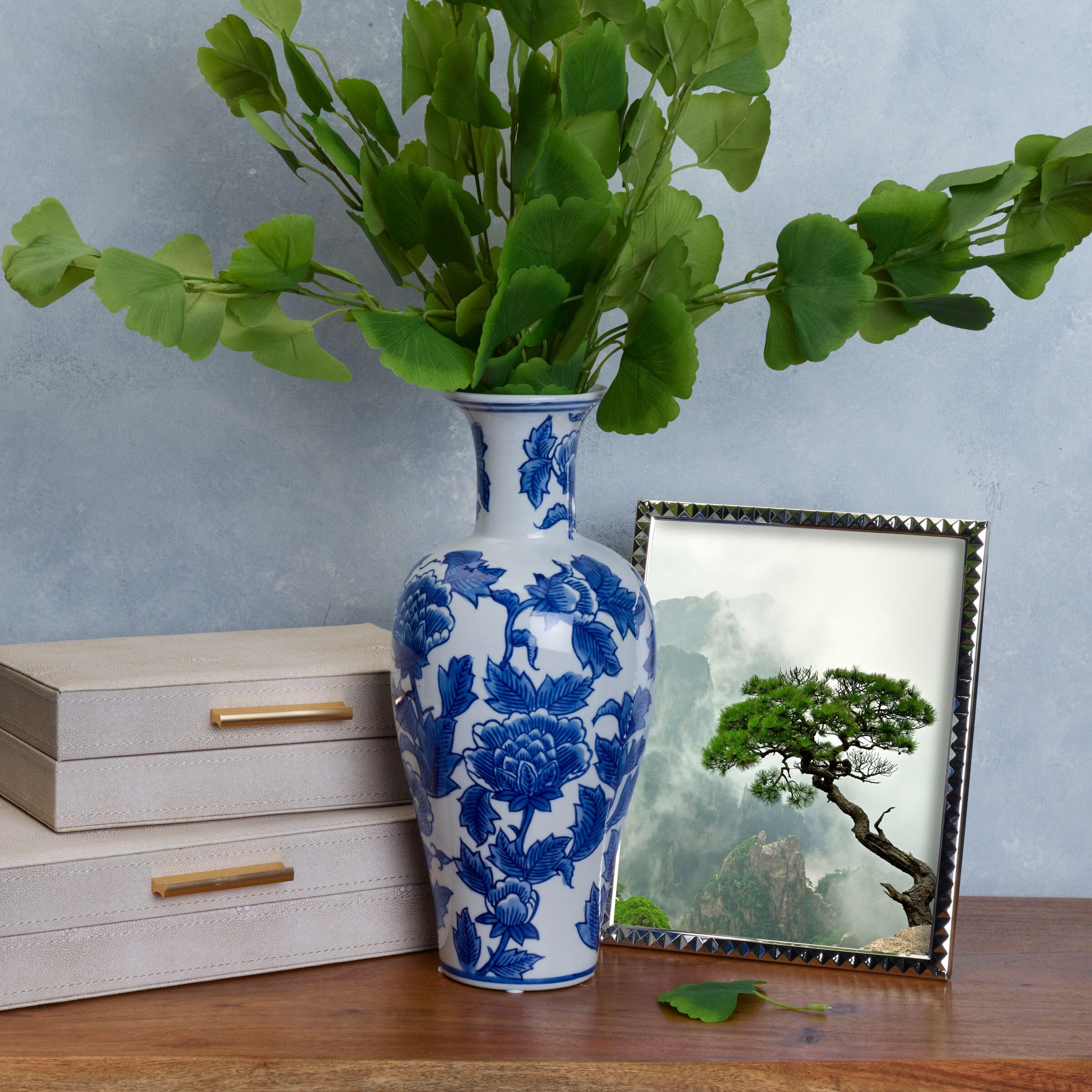 Amazon.com: Mikasa Crocus Ceramic Vase, Blue and White, 5.5x5.5x13