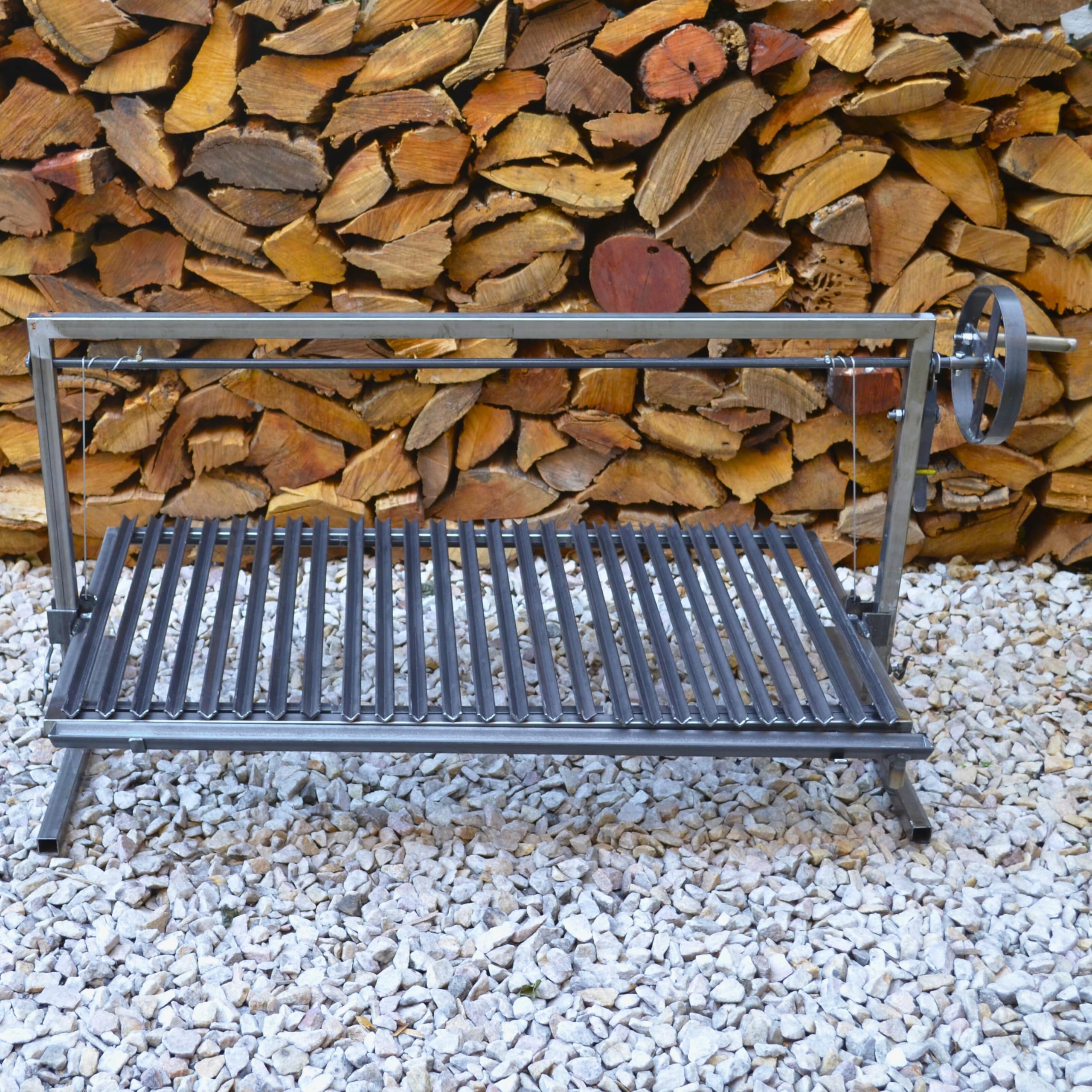 Grill a Carbonio Stile Argentino Santa Maria - Angolo a V - (Grill Santa Maria Stile Argentino + Piastra in Ferro)