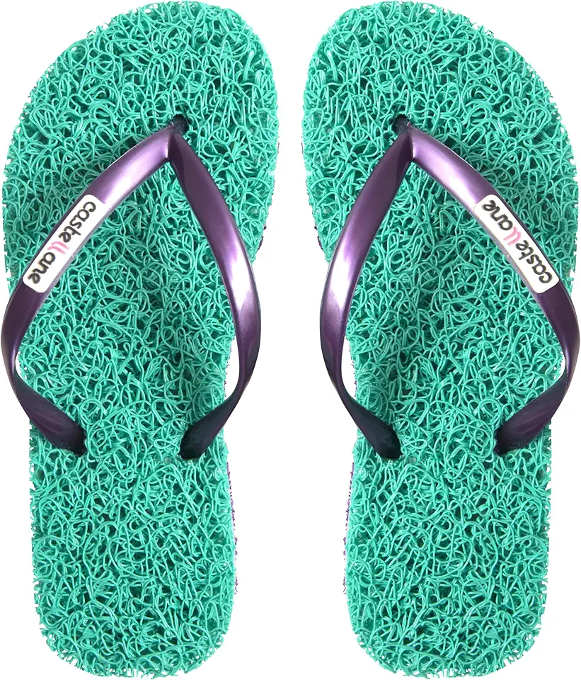 Chinelo Confort Feminino indicado para pessoas que sofrem com Fascite Plantar, esporão de calcâneo, Hiperidrose PLantar e Neuroma de Morton, além disso, dá a sensação de estar pisando em um tapete macio.