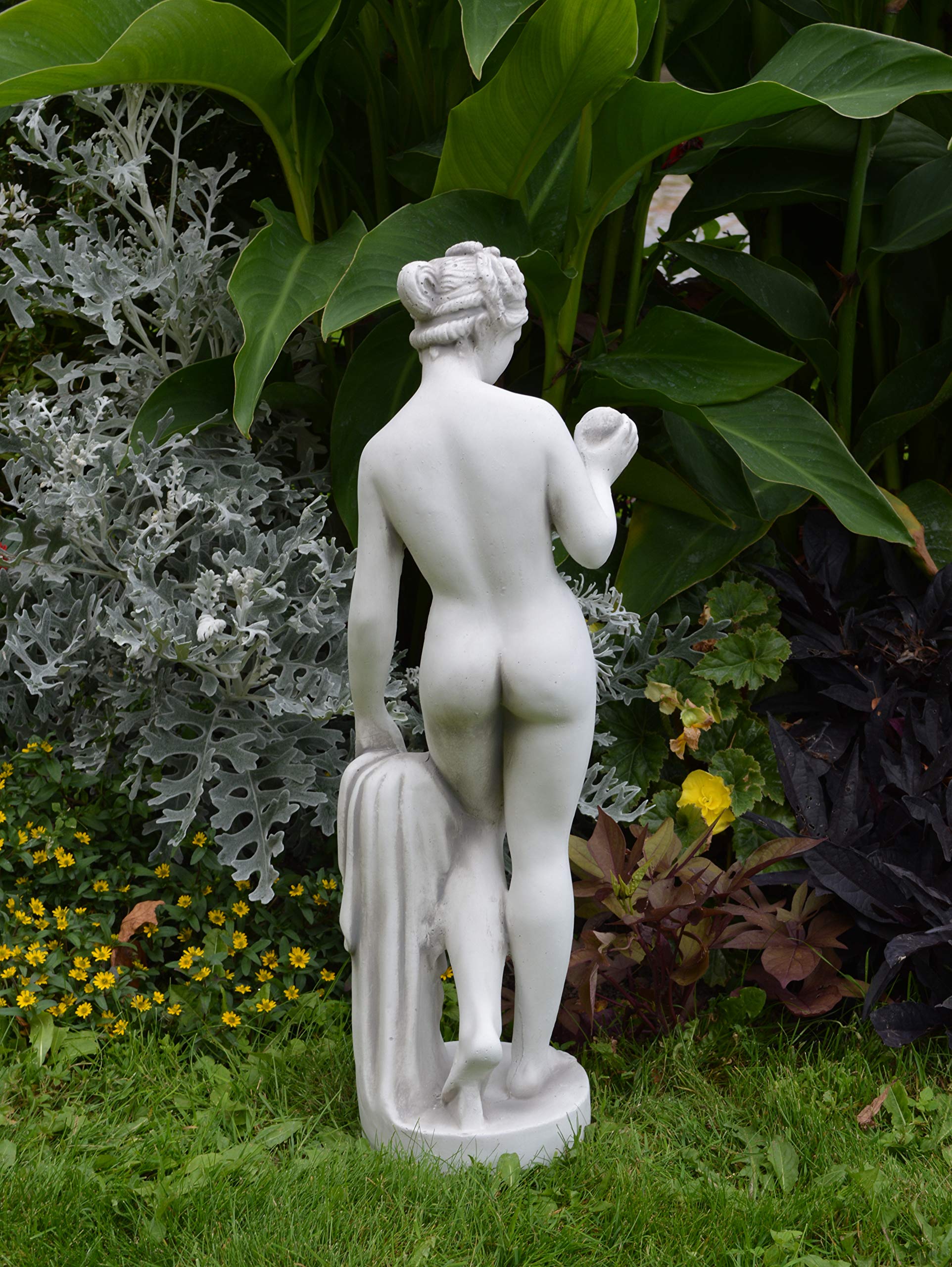 gartendekoparadies.de Statue der Venus mit Apfel, Steinfigur aus Steinguss, Weißbeton, Grau, Frostsicher für Außenbereich, H. 59 cm, 9 kg