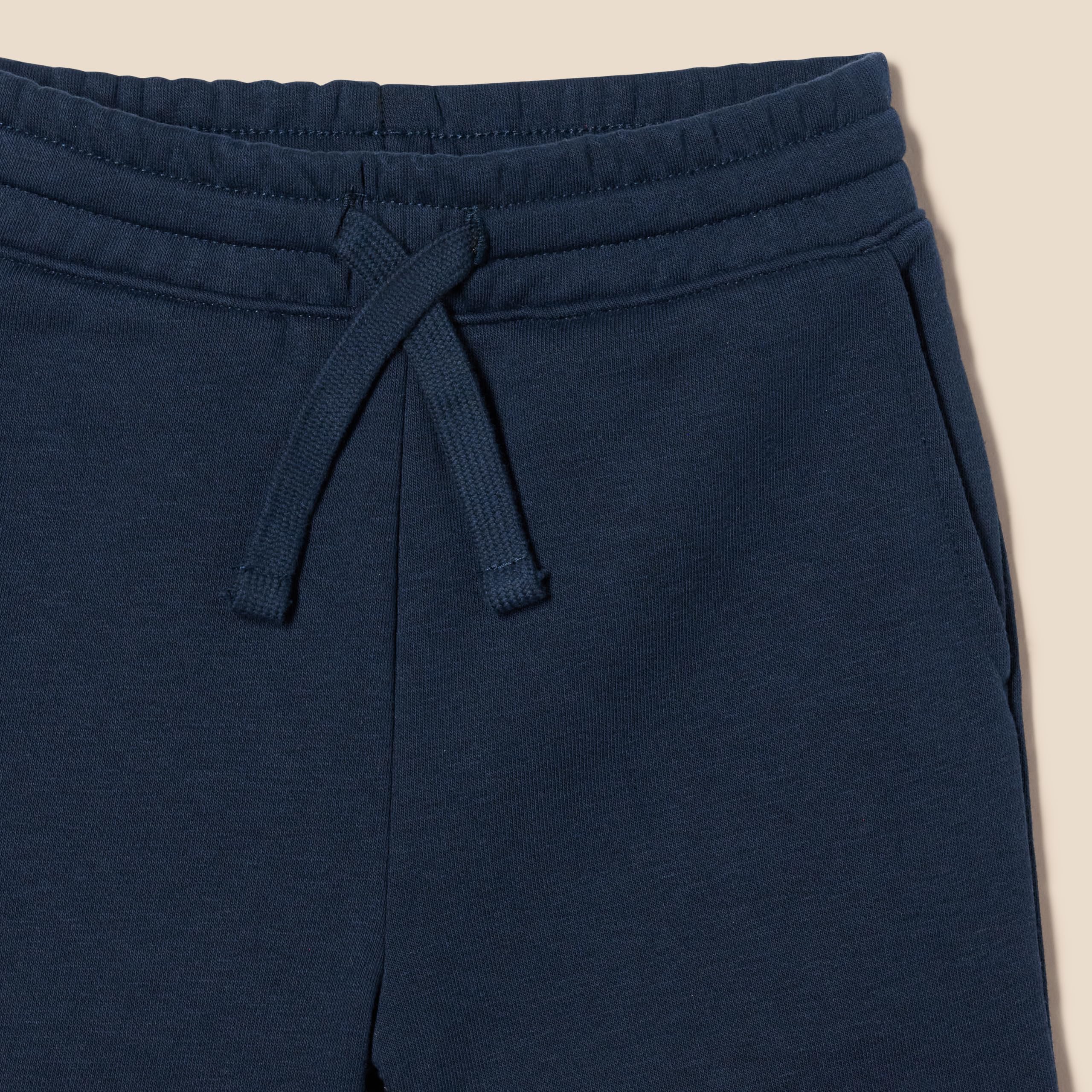 Amazon Essentials Ensemble Sweat-Shirt et Short à Coupe décontractée Garçon, Lot de 2