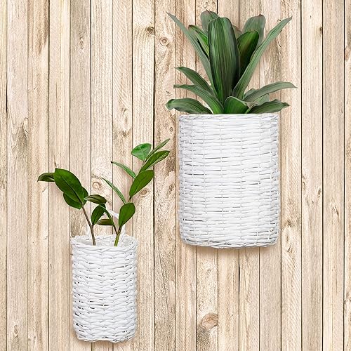 Vista 18 de AuldHome Design Cestas para colgar en la pared (juego de 2, gris); cestas de mimbre tejidas rústicas para puerta color gris lavado, tamaño pequeño
