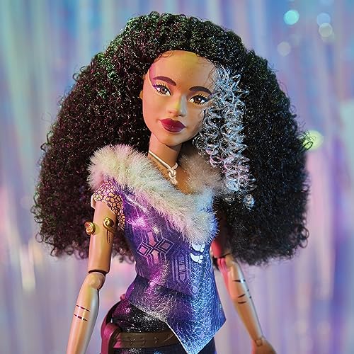Miniatura 2 de Disney Princess Zombies 3 Willa Fashion Doll - Muñeca de 12 pulgadas con pelo negro rizado, traje de hombre lobo, zapatos y accesorios. Juguete para