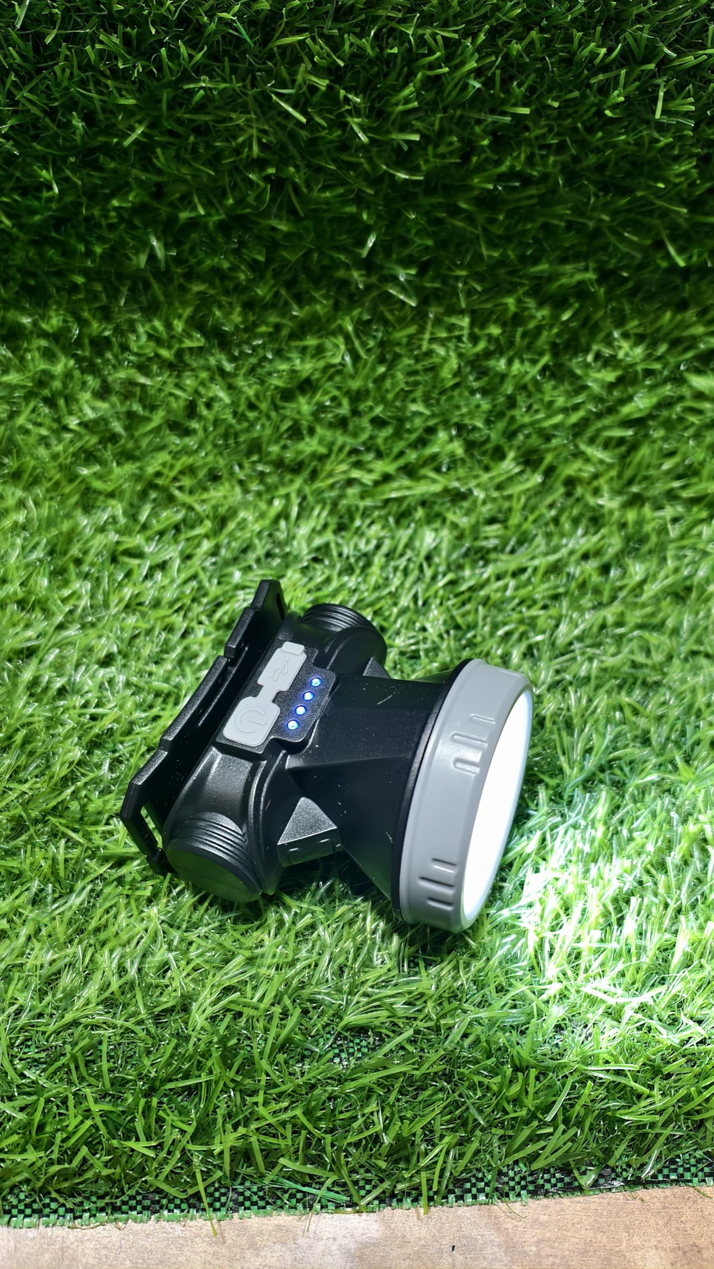 LED Head Torch, Rechargeable Weatherproof Headlamp, ABS Plastic, for Cycling, Camping, Caving, Hiking, Hunting-image-40