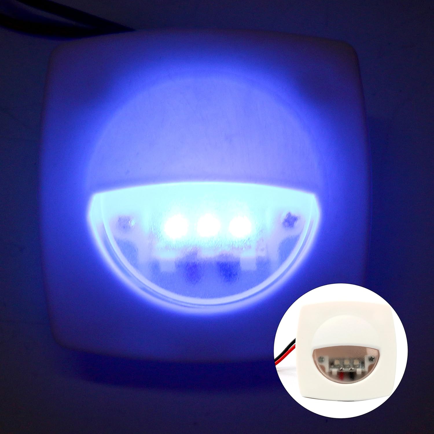 Amarine Made Boat Marine RV Auto 12 Volt LED Square