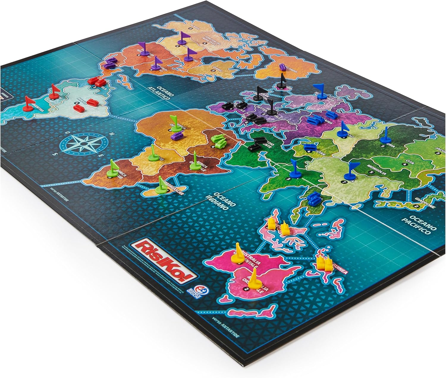 Board Games Publisher Games, Risiko, Box Games, Risiko Classico Edition 2023, social and strategy games for family and friends, board games for adults and children, from 3 to 6 players, 10+ years old