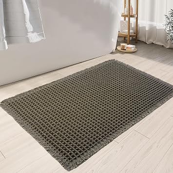 KOEXM Upgraded Waffle Bath Mat Super Absorbent Non Slip Boho Bath Mats for Bathroom, Shower Rug for Bathtub Decor, Machine Washable Bathroom Rugs with Tassels, 18" x 30", Ultra Soft, Dark Green