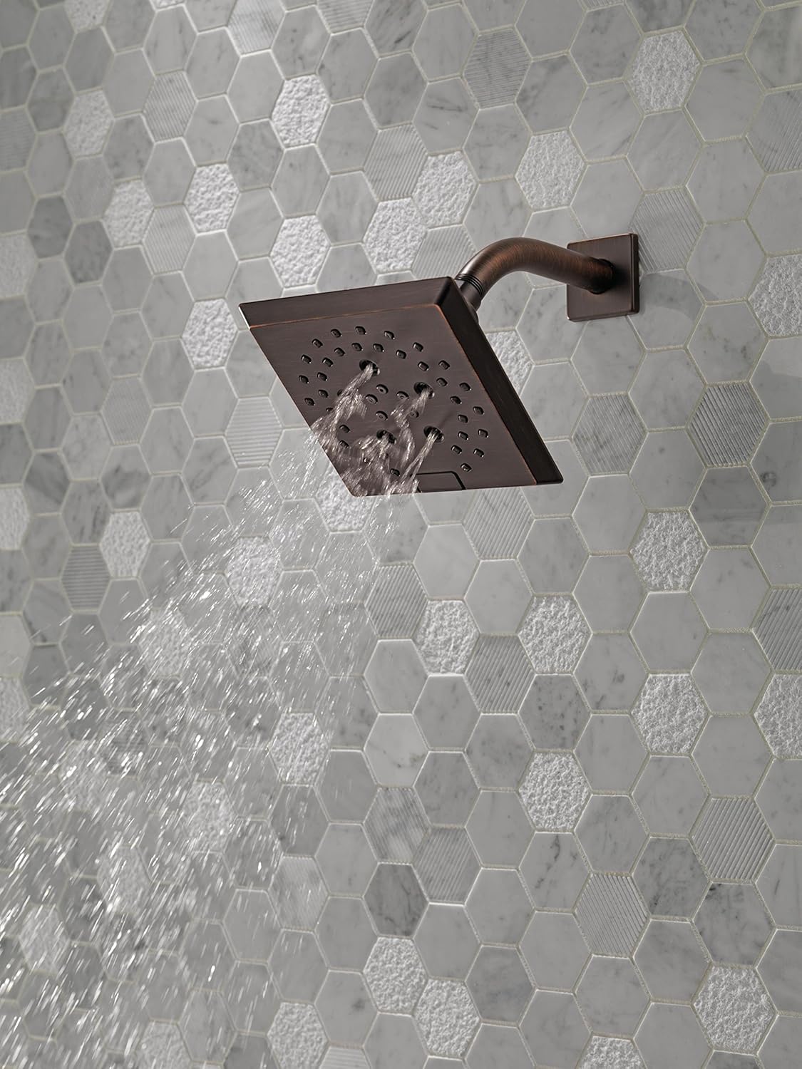 Gеt Chеар Prісе DELTA 52664-RB H2Okinetic 5-Setting Raincan Shower head, Venetian Bronze