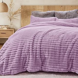 Sasttie Fluffy King Comforter Set, 3-Piece Soft Fleece Bedding, Purple