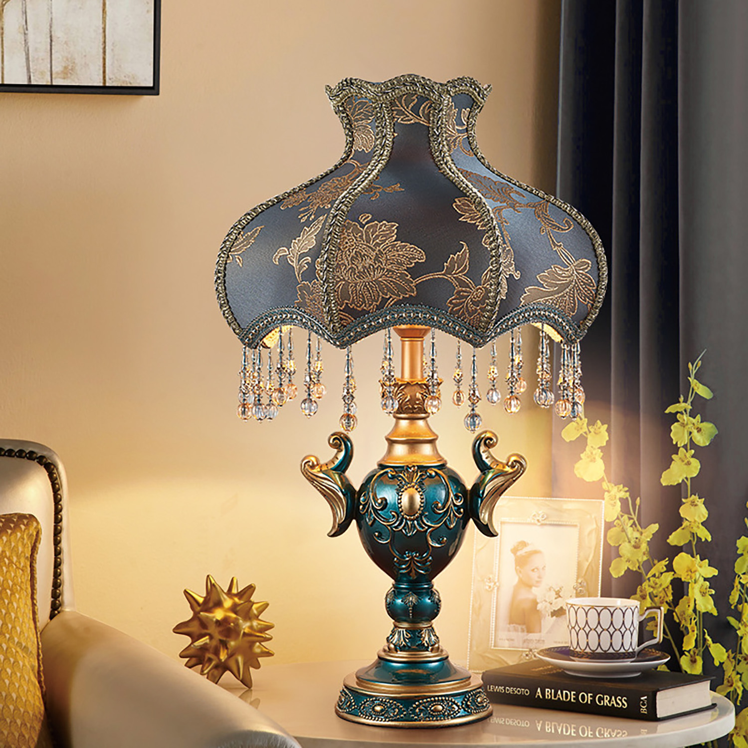 MIXL-European Romantic Table Lamp, Luxury Princess Room Decoration