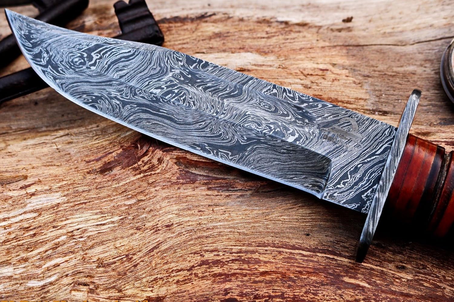 Cheapest 🛒 DKC-548 Trench Fighter World War 2 Damascus Steel Hunting Bowie Knife 12.5 Long 7.5 Blade 14oz
