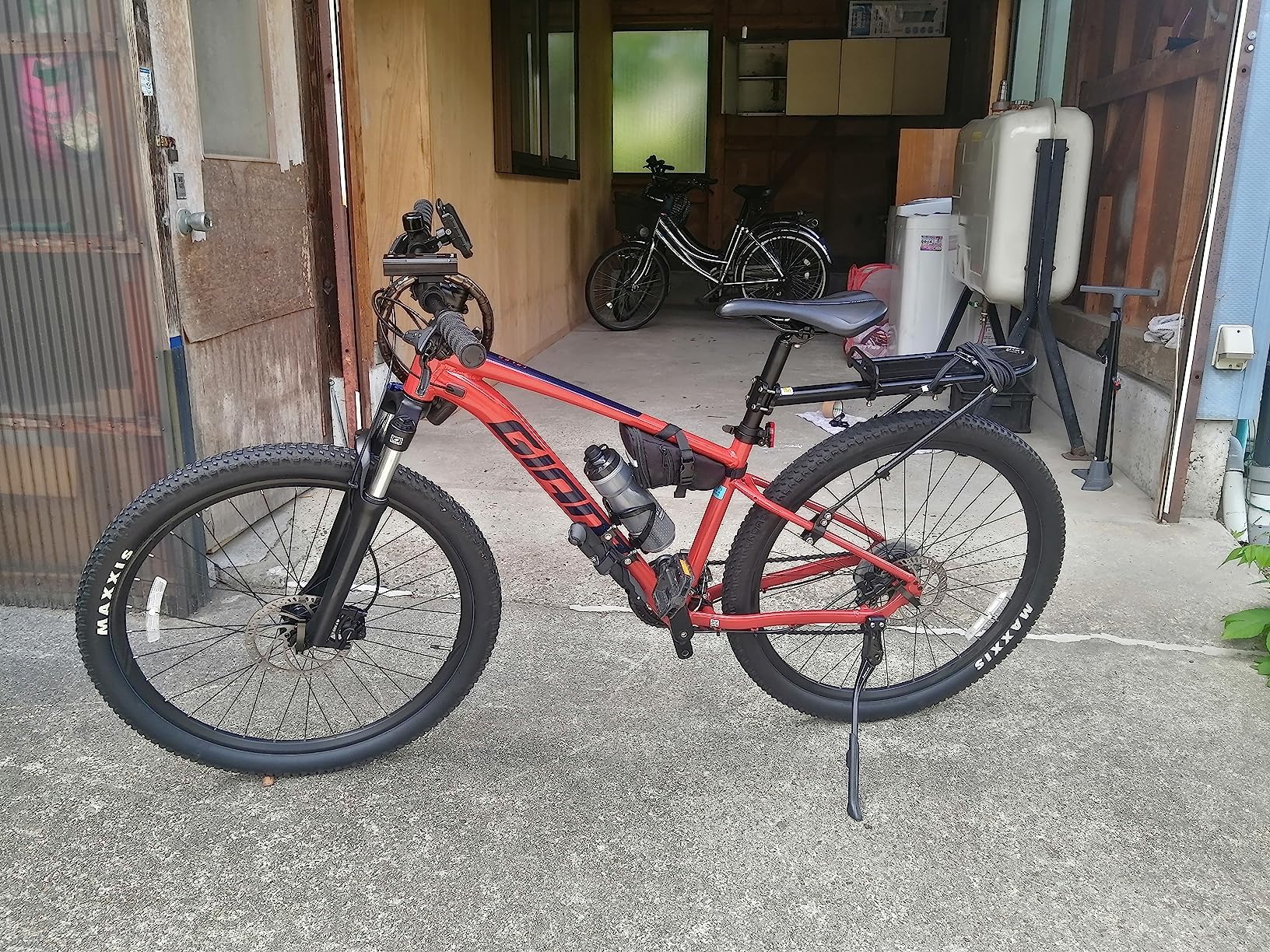 Bike Rear Rack Retractable Aluminum Alloy Bicycle Cargo Rack Mount