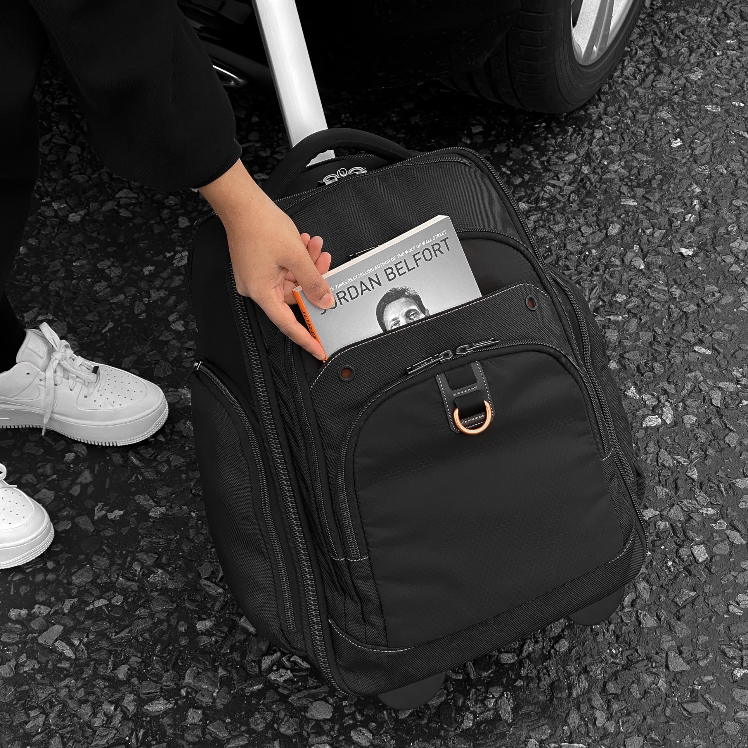 Everki 122 Atlas Wheeled Laptop Rucksack mit Rollen für 13 bis 17,3 Zoll Laptops - Plus Kit mit Kabeltasche, Handgepäck Trolley, Schwarz, 30L