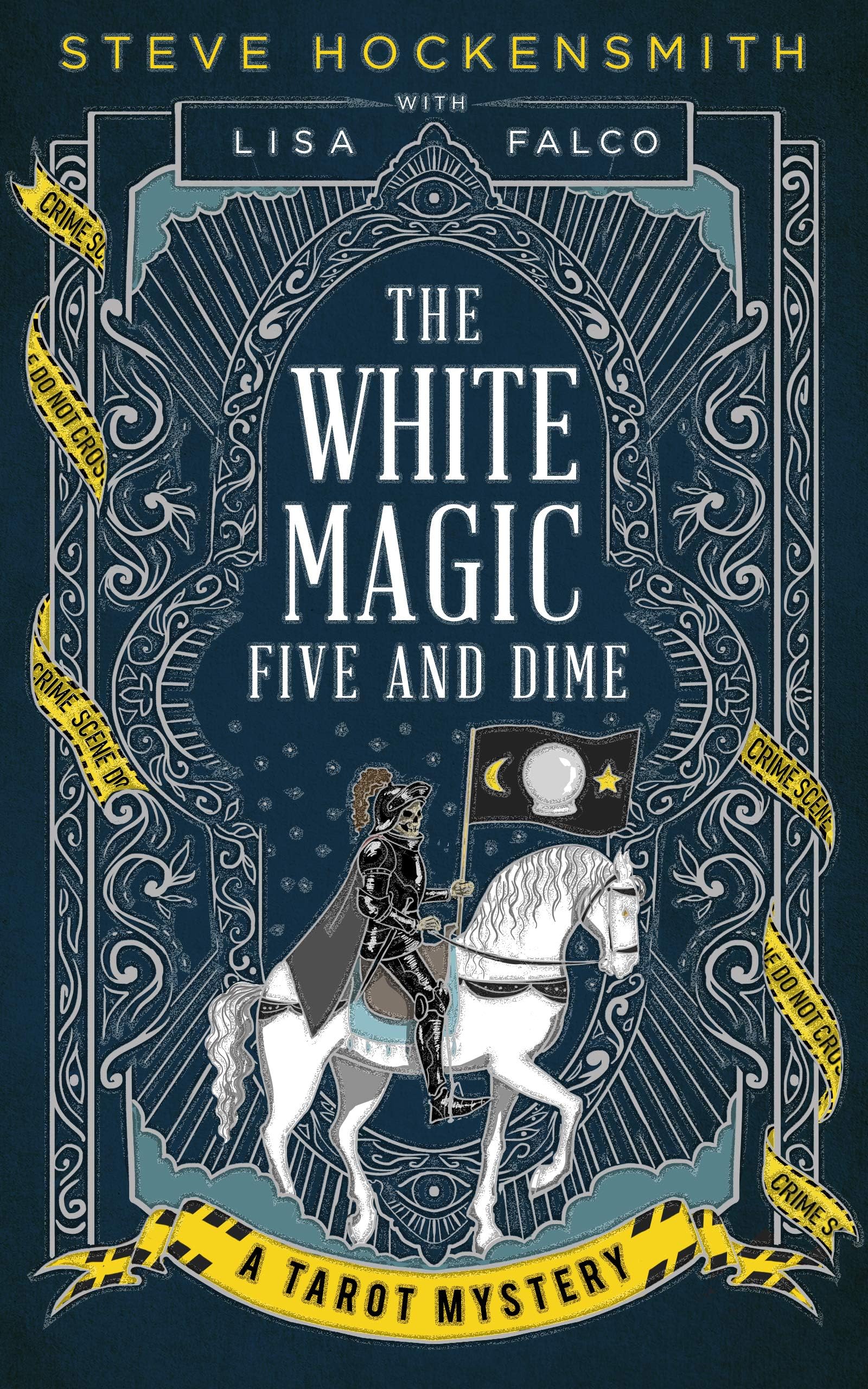 The White Magic Five and Dime: A Tarot Mystery (Tarot Mysteries)