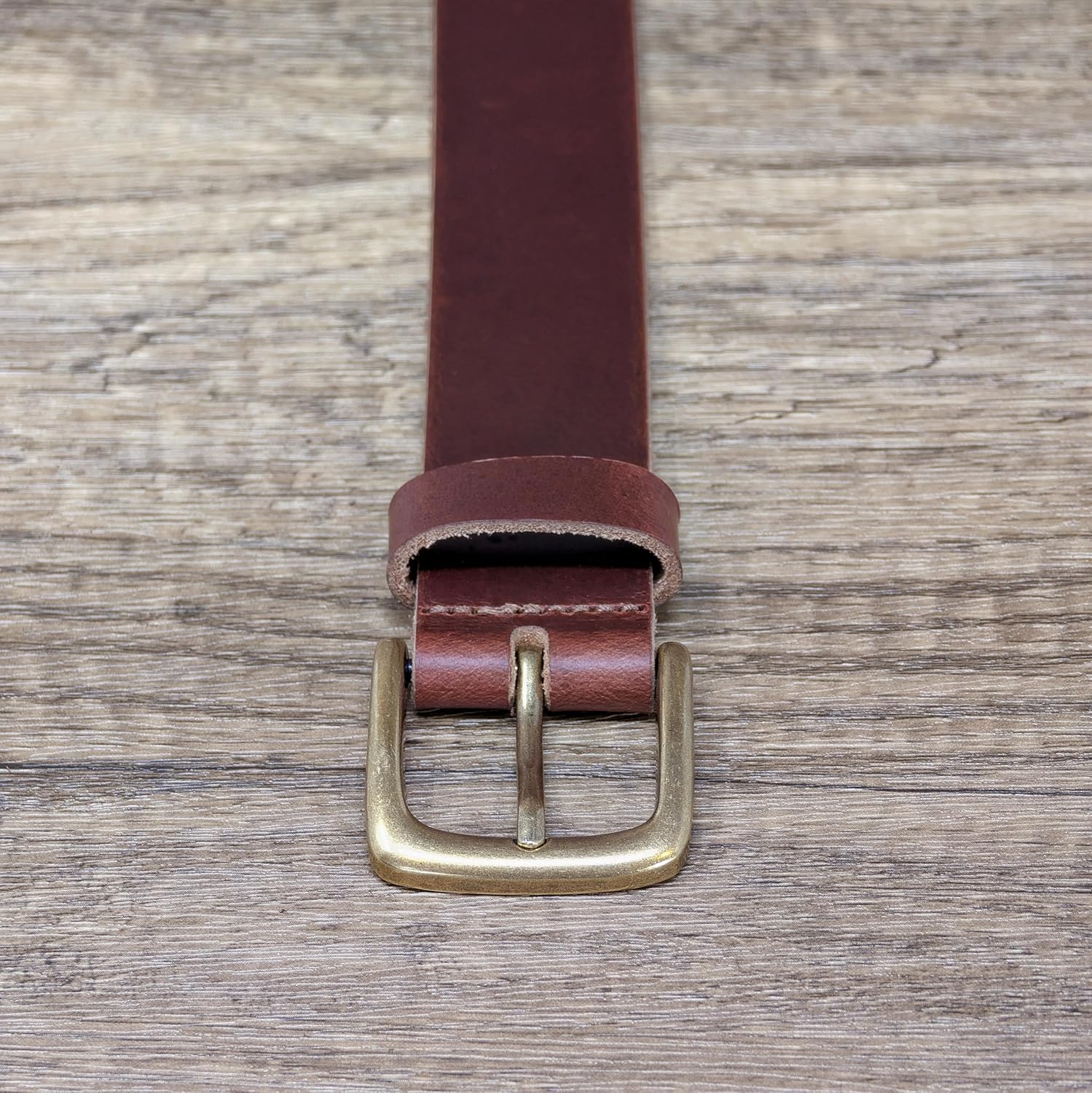 Ashford Ridge Made in England 34mm Full Hide Leather Belt with Brass Colour Buckle - Image 6