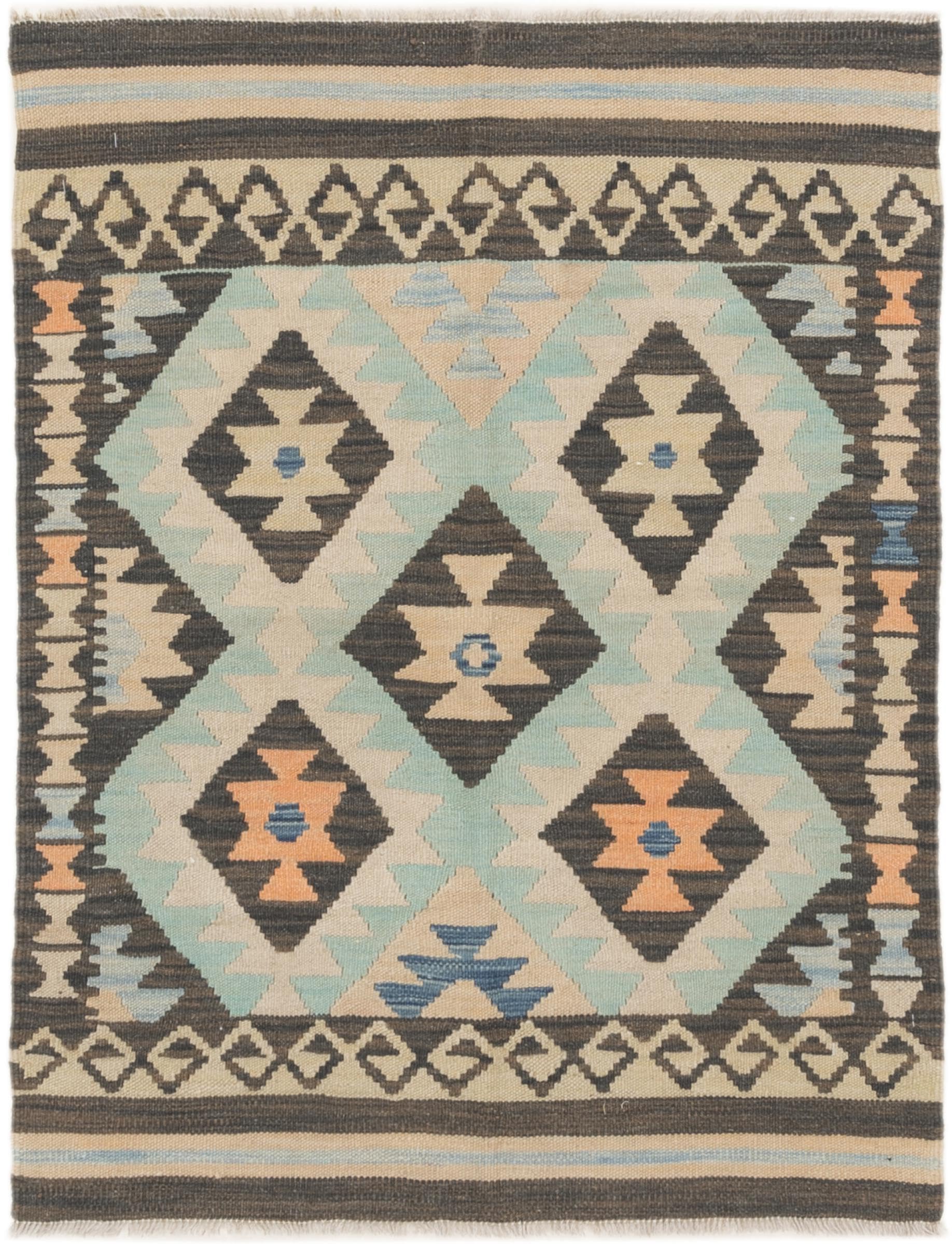 Tapis Kilim afghan pour isoler et décorer les petits espaces avec style