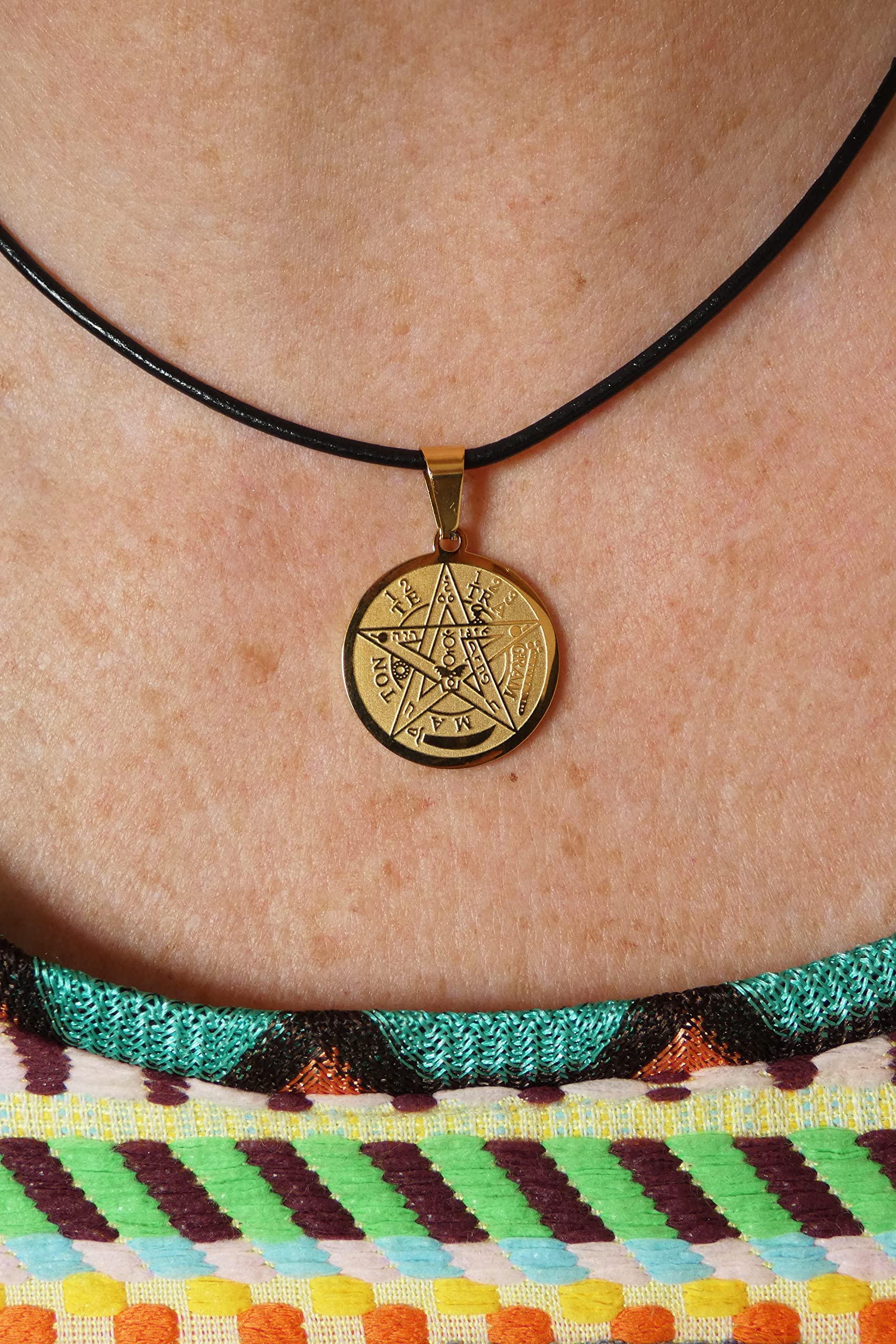 Simboliks Tetragrammaton colgante de acero, Amuleto de protección mal de ojo y mala energía, Talismán de protección personal, Pentáculo, Tetragrammaton contra el mal de ojo hechizos Amuleto
