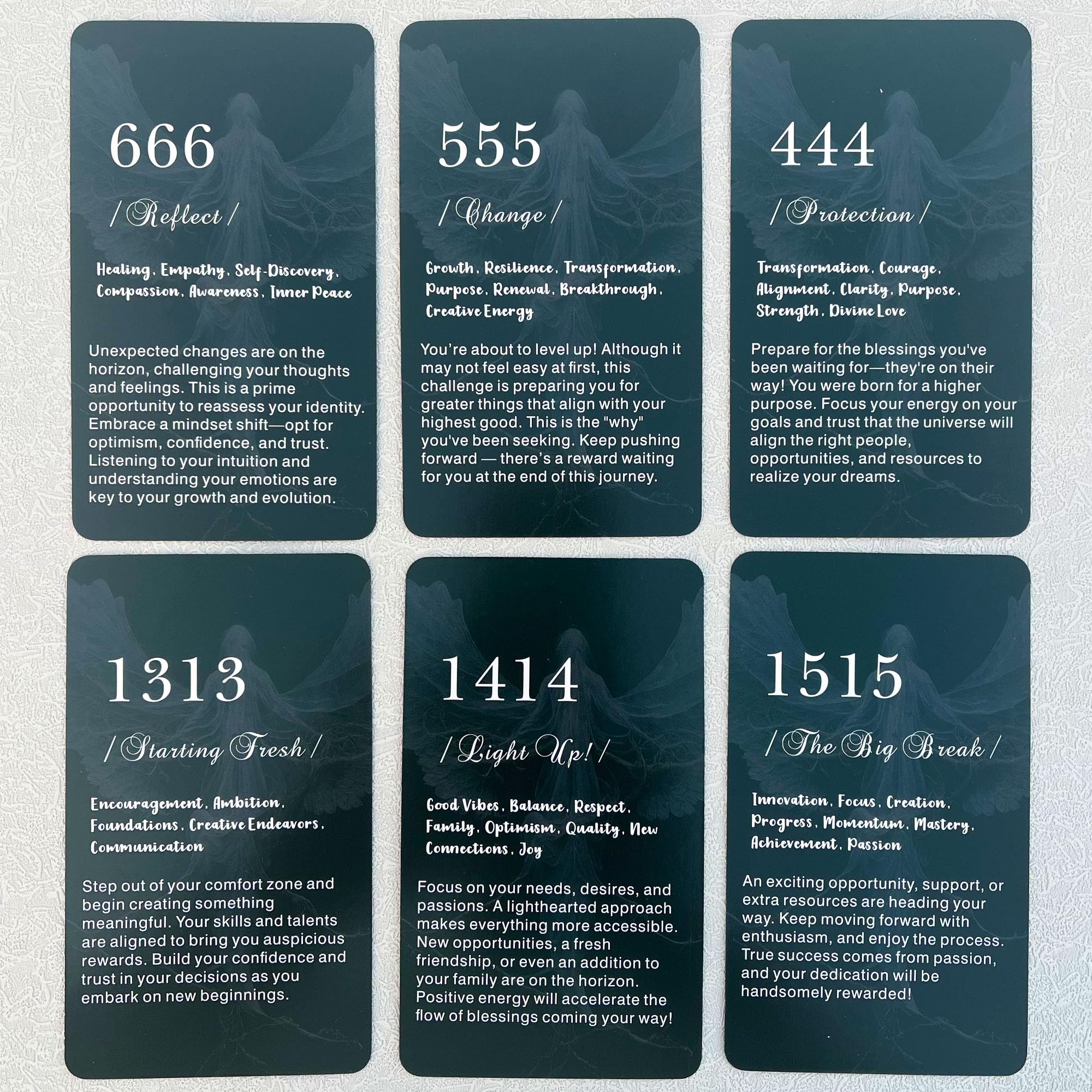 Cartes Oracle Numbers pour débutants, cartes d'affirmation avec nombre d' anges, vous expliquez comment vivre votre vie de la meilleure façon
