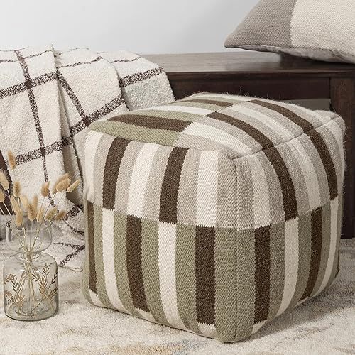 Miniatura 94 de L.R. Resources Inc LR Home Puf otomano de transición de poliéster gris/marfil para decoración del hogar | Reposapiés hecho a mano para decoración de
