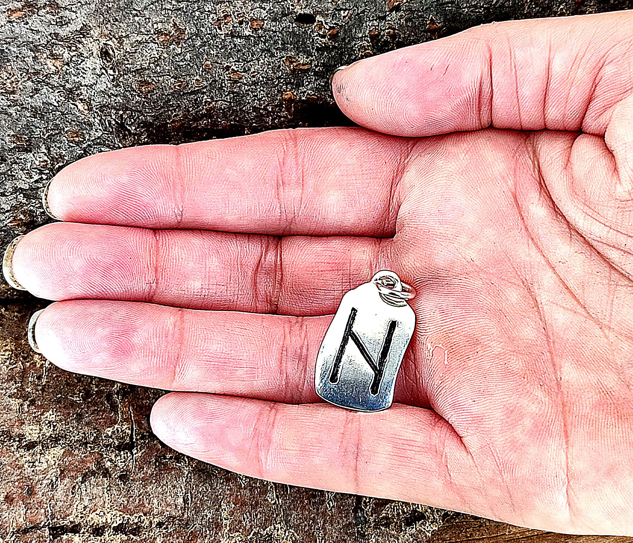 Kiss of Leather Runen Anhänger Hagalaz aus 925 Sterling Silber mit Baumwollband SI. 308