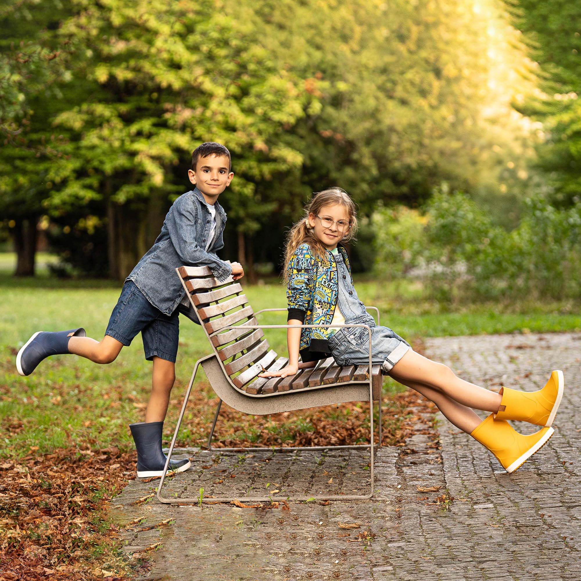 GoStyle Gummistiefel - sehr stylische und elegante Kindergummistiefel, komfortabel und modisch, mit 3M Reflektorband, antibakterieller Innensohle und rutschfester Sohle