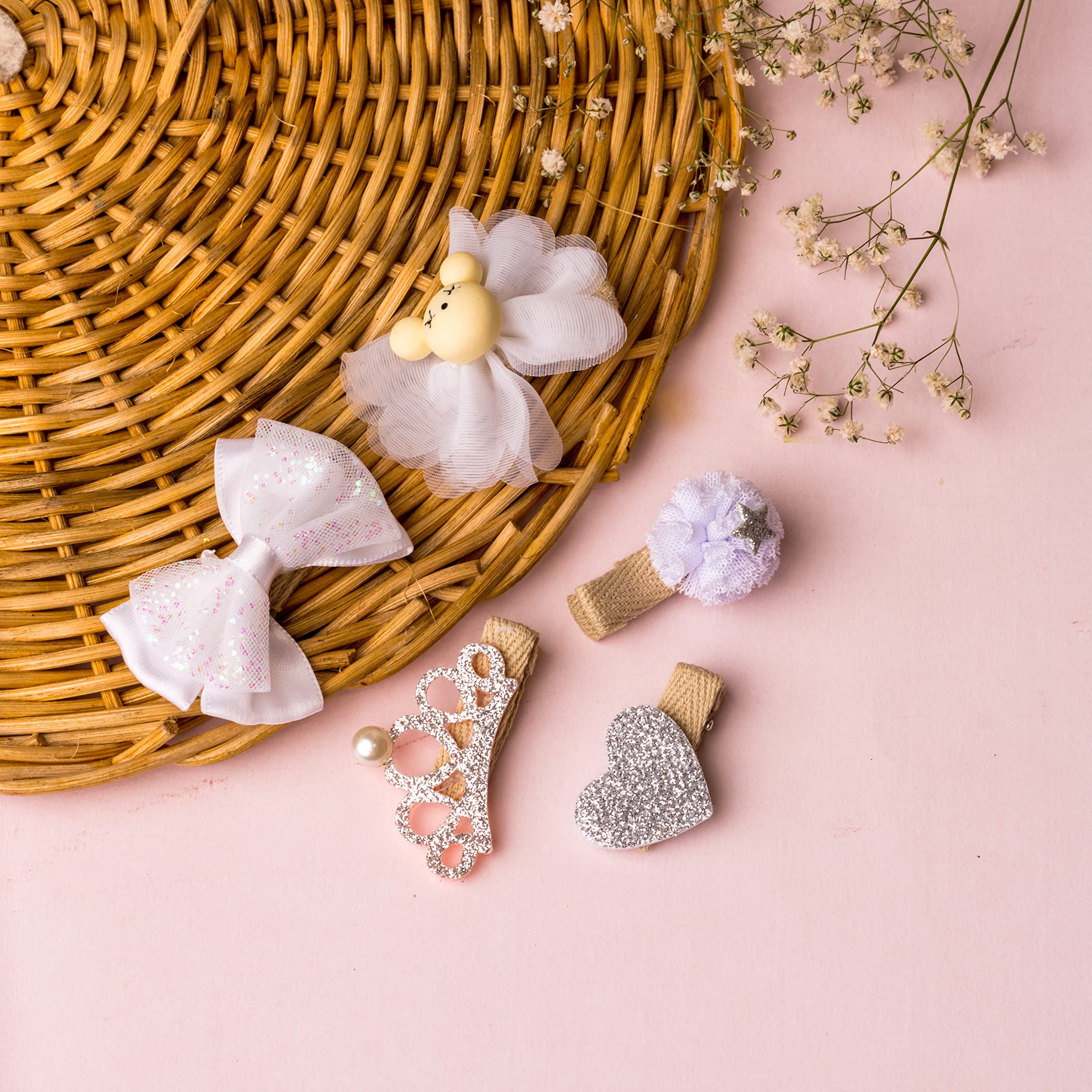 àLa moda Sparkling Silver Sensation Hair Clips Set, Perfect for Kids and Young Girls| (Set of 5) Glitter Hair Accessory Combo Set for Toddlers, Baby, and Infants, Kids Hair Clip Set