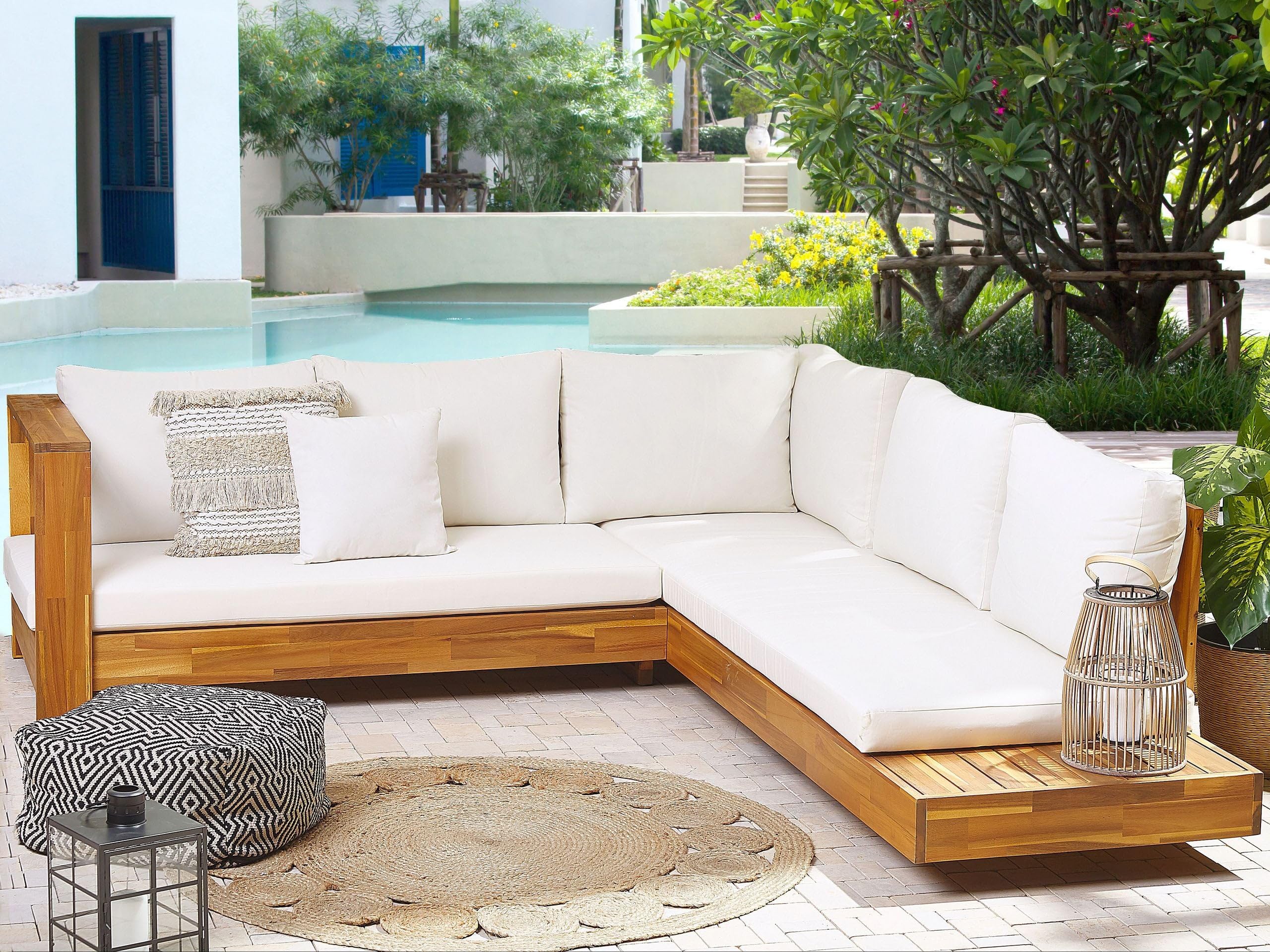 Beliani Salon de Jardin en Bois d'Acacia Certifié Canapé Modulable avec Coussin Blanc Marettimo