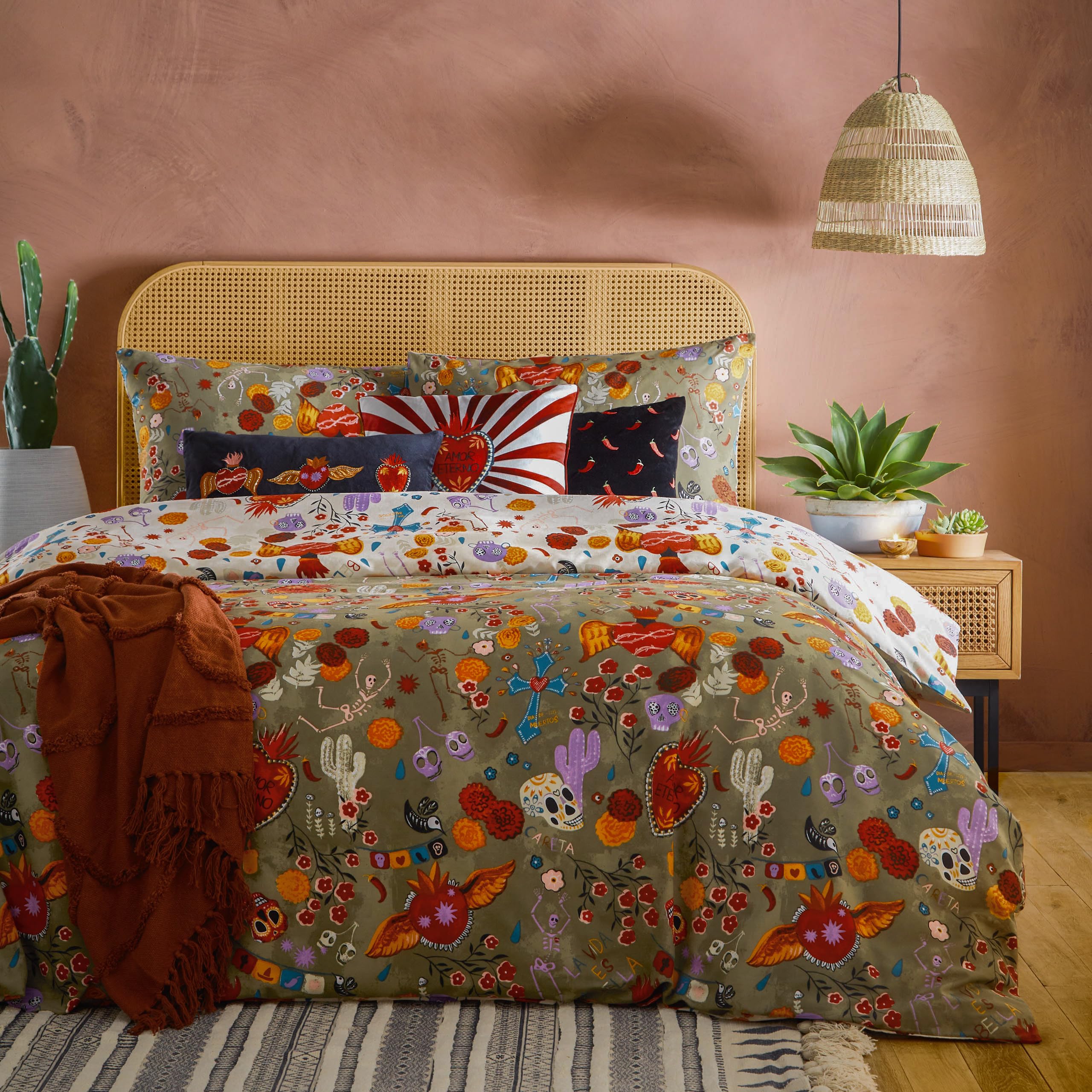 Furn. La Vida King Size Multicolour Marigolds And Dancing Skeletons Duvet Set