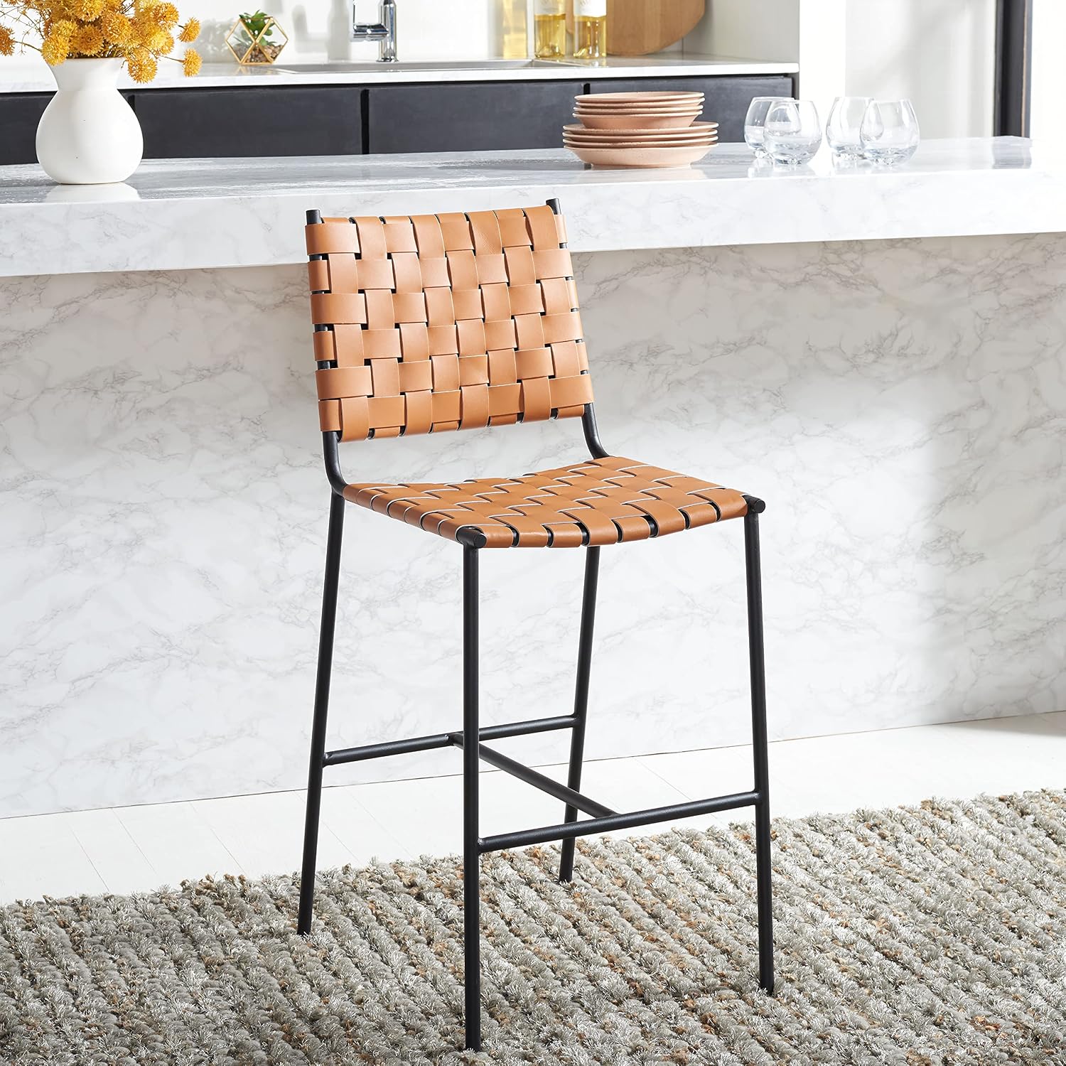 SAFAVIEH Home Collection Olenna Cognac Woven Leather/Black 26-inch Kitchen Island Breakfast Nook Counter Stool (Fully Assembled)