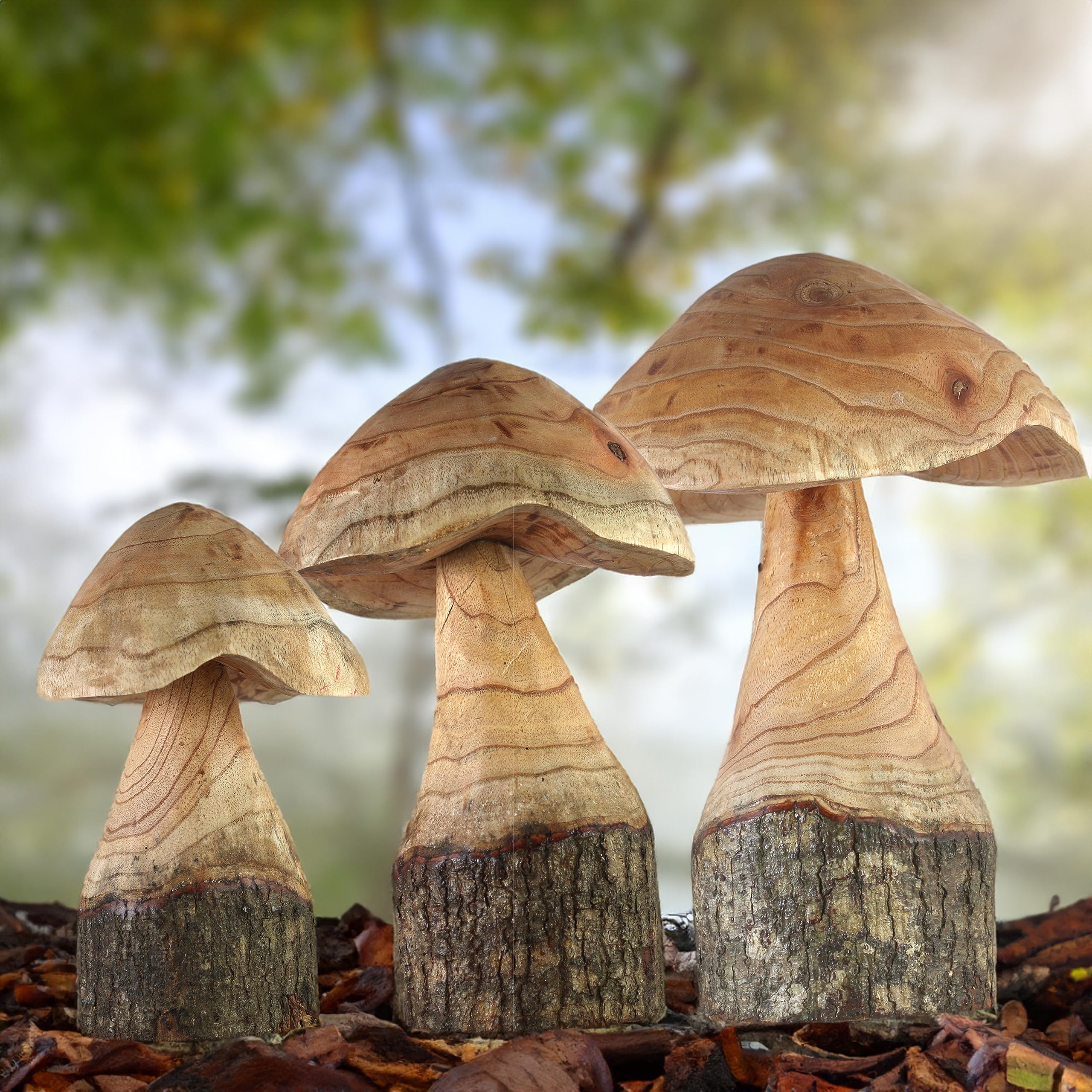 ART-CRAFT Naturnahe Holzpilz-Deko Set mit 3 handgeschnitzten Pilzen 35-30-25 cm hoch