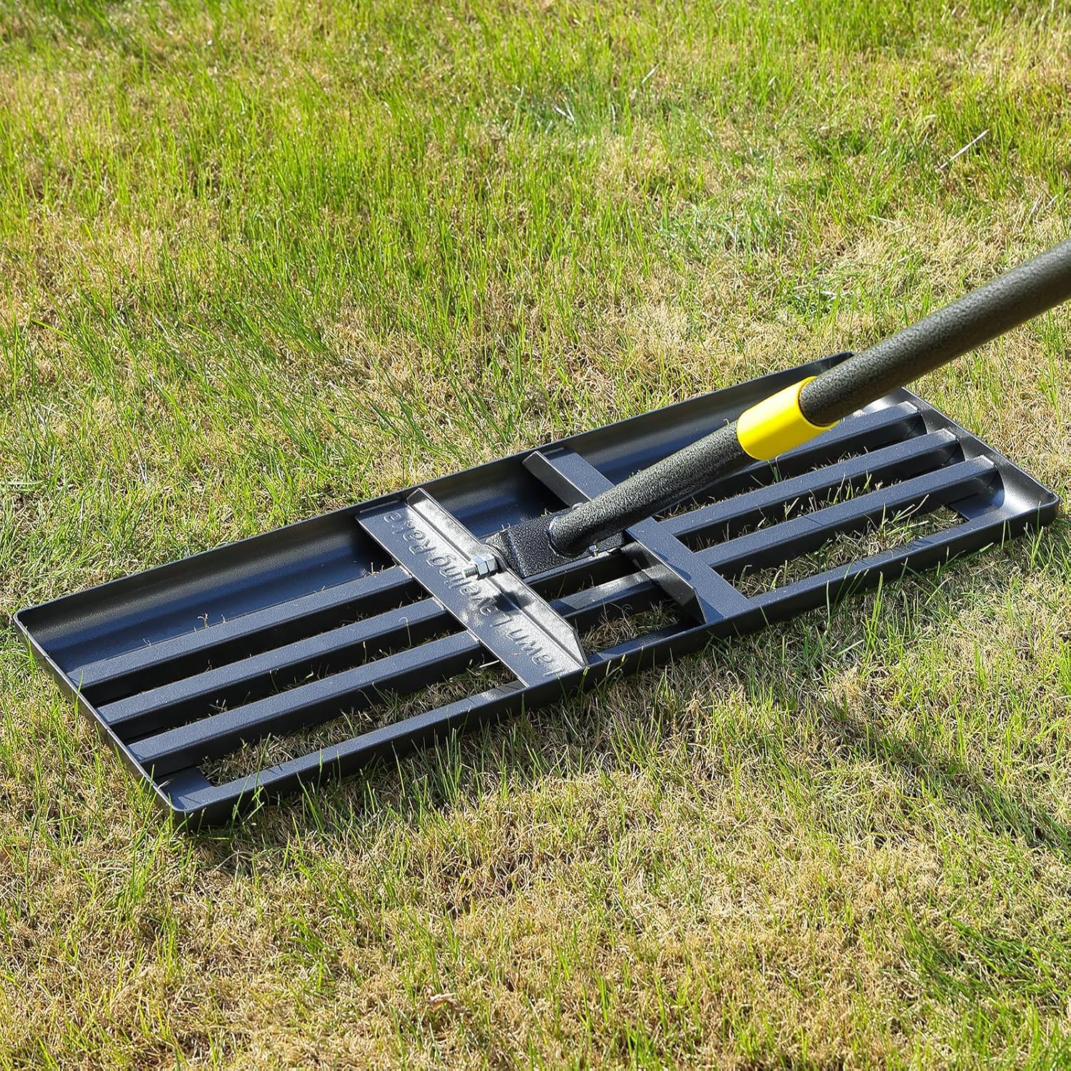Lawn Rake 30-Inch Heavy Duty Lawn Leveling Rake With Adjustable Handle ...