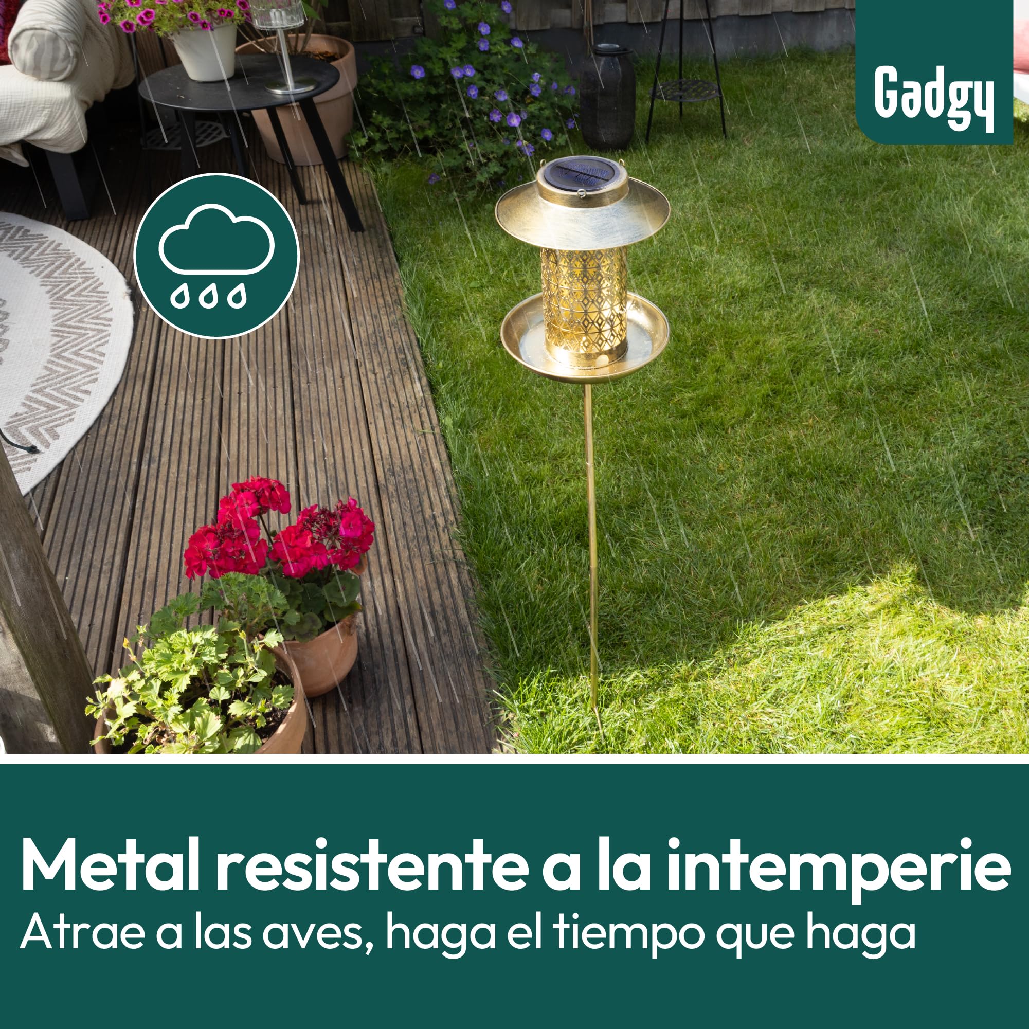 Gadgy Comedero Solar para Pájaros 2 en 1 con Lámpara de Jardín – Casa para Pájaros Colgante Dorada con Iluminación Solar Automática – Decoración Exterior Resistente a la Intemperie