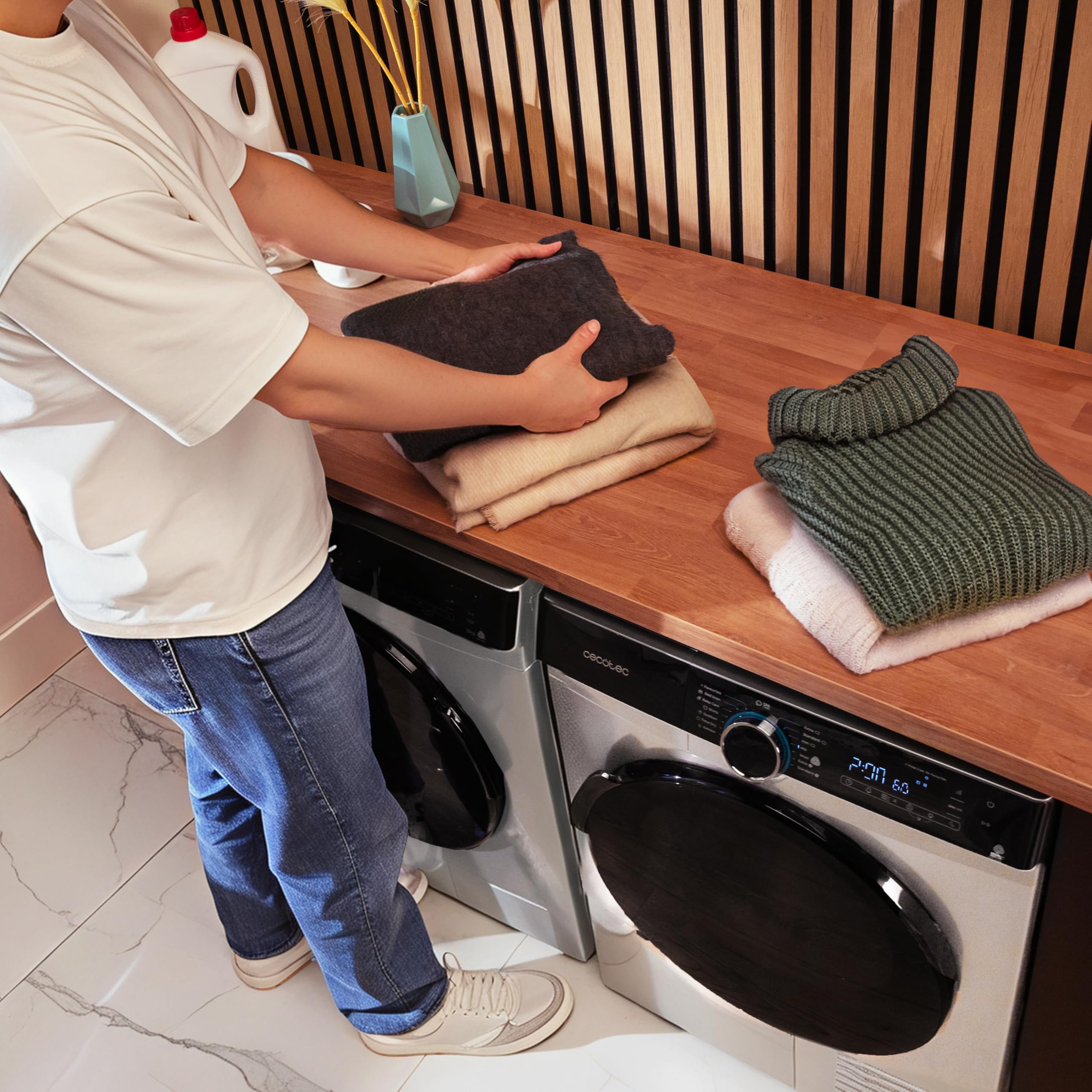 Cecotec Sèche-linge à Pompe à Chaleur 10 kg Bolero Dresscode Dry 10505 Inverter, Classe Équivalente A+++, 14 programmes, Fonctions comme UV Care, Repassage Facile, Certification Woolmark, Blanc