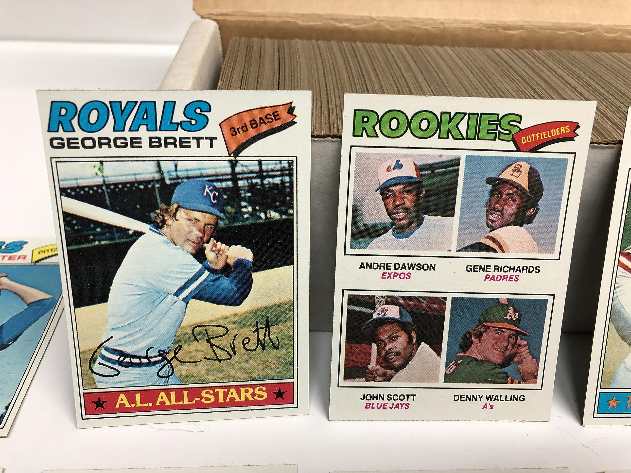 Amazon.com: 1977 TOPPS Baseball Card Complete Set (1-660) ~ NRMT