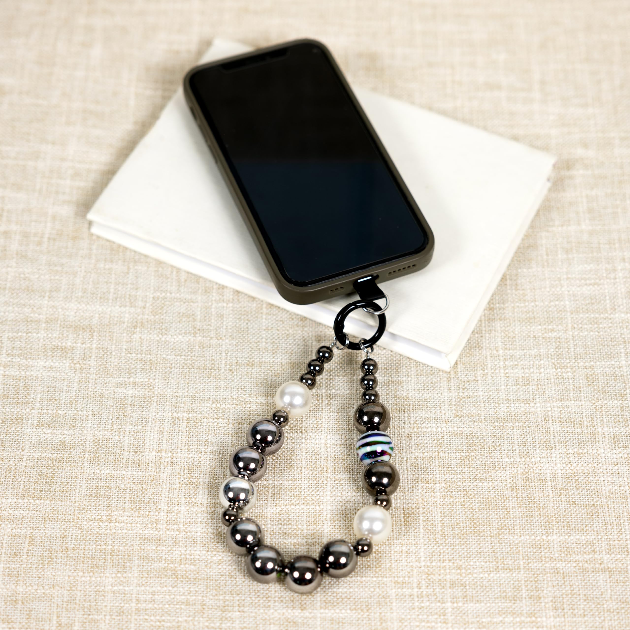 Amazon.com: Pavilion Gift Company Silver Beaded Phone Wristlet