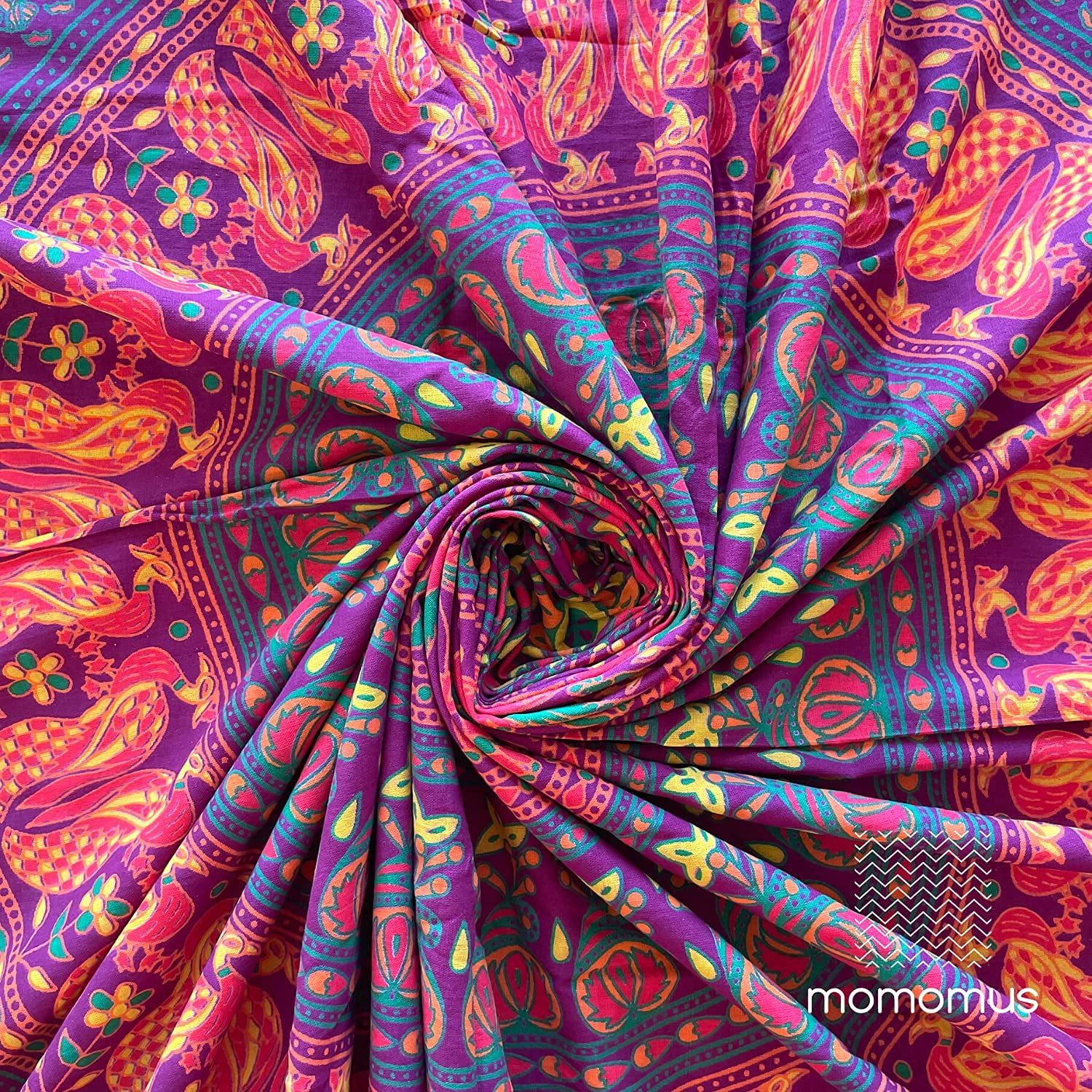 MOMOMUS Mandala Arazzo da Parete per Camera da Letto, Soggiorno, Altre Stanze -100% Cotone, Colori Vivaci, Stile Indiano- Telo/Poster/Arazzo Mandala da Parete -Arancione, 210x230 cm