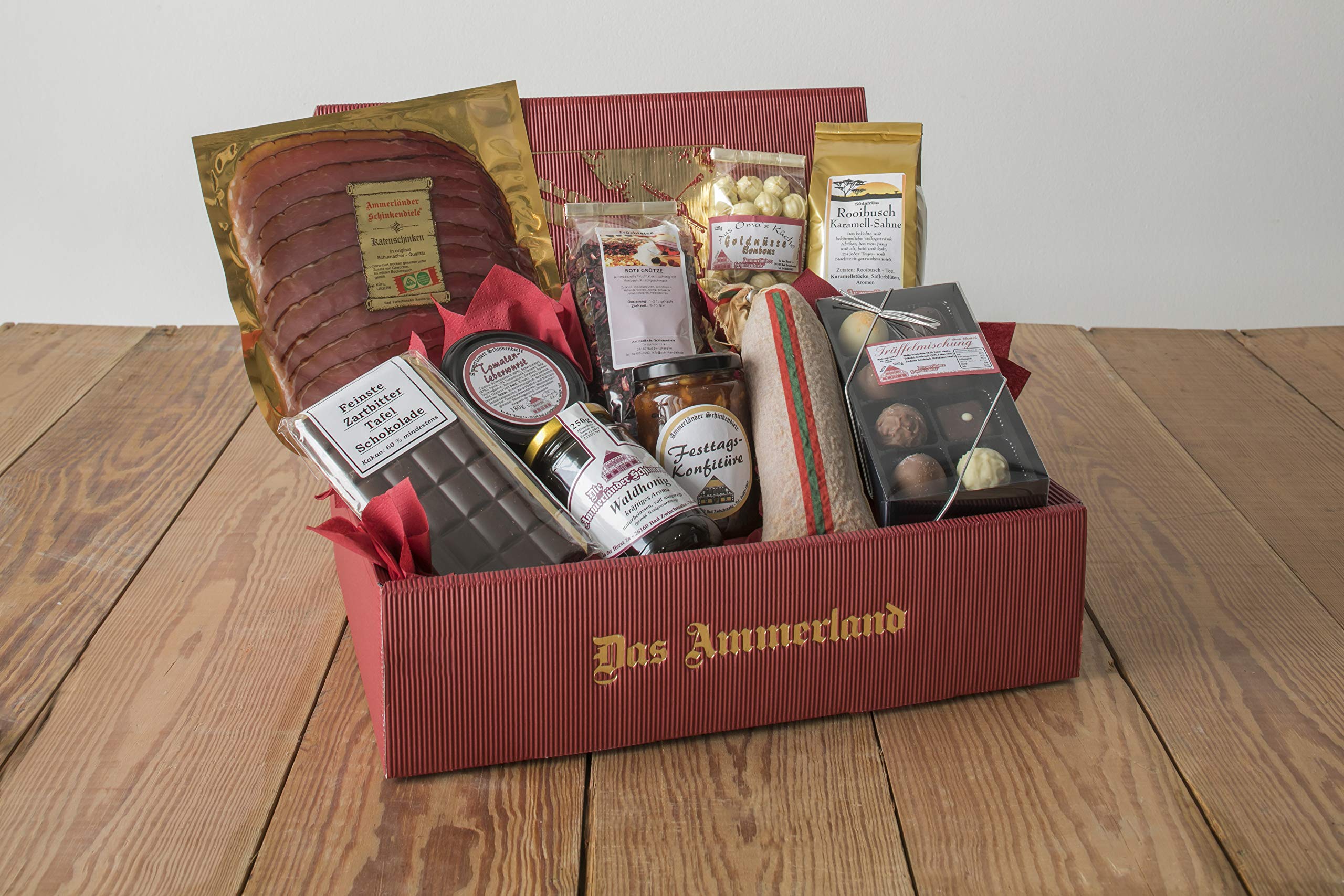 Festtags-Präsent Nr. 44 mit allerlei Feinkost wie Katenschinken, Festtagskonfitüre, Waldhonig, Früchtetee, Tomatenleberwurst, feinste Trüffel uvm.