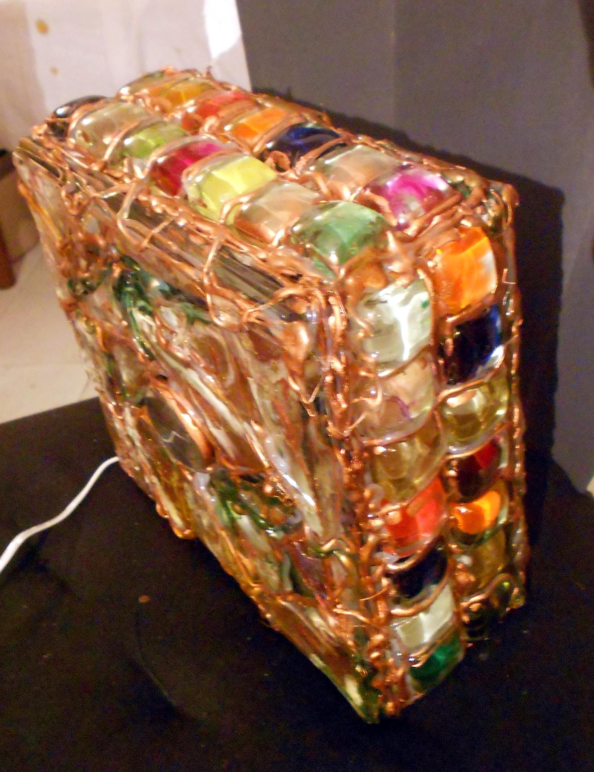 LAMPADA DA TAVOLO - TABLE LAMP